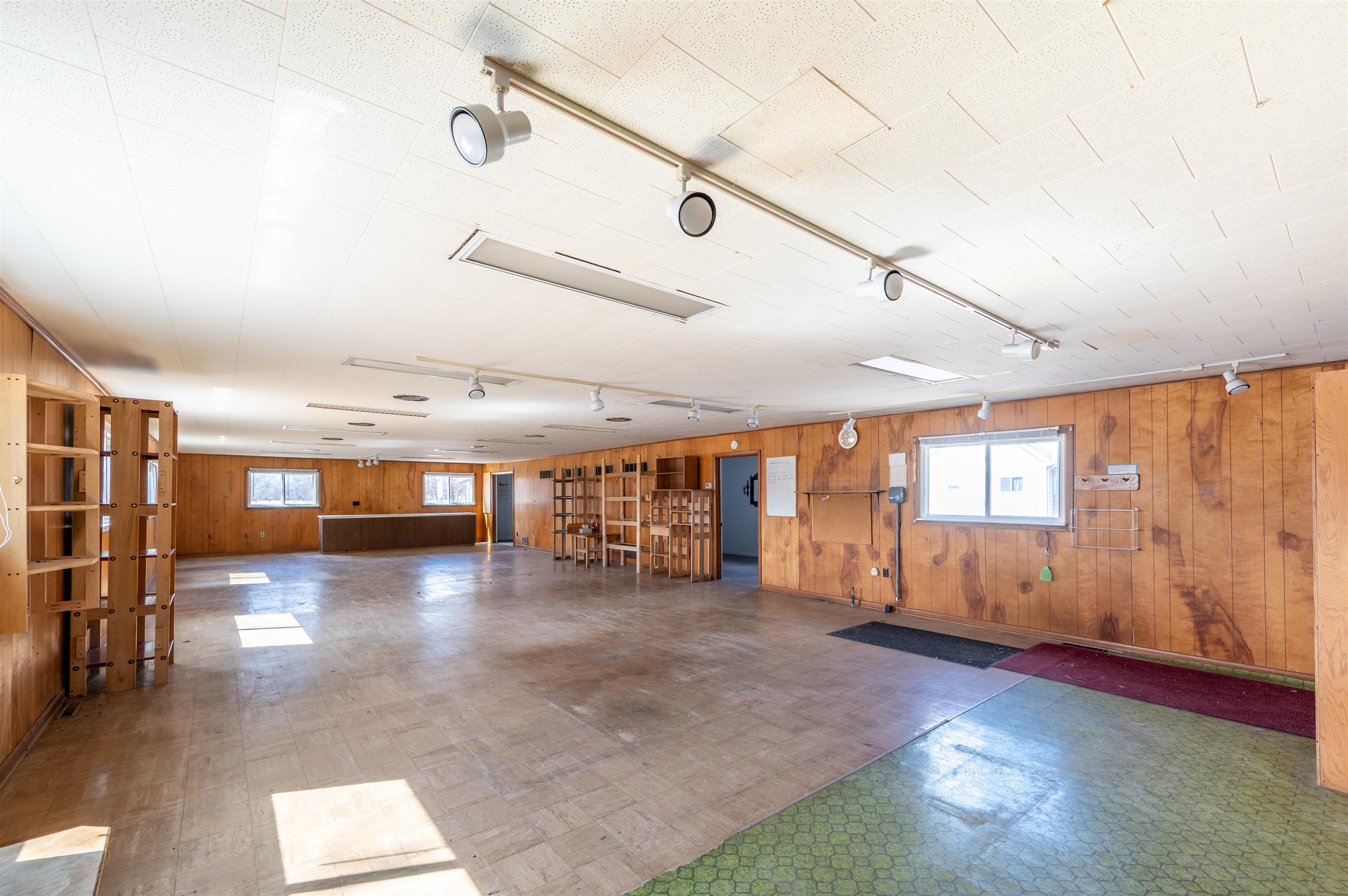 1113 E Carpenter Roads Property Photo 6