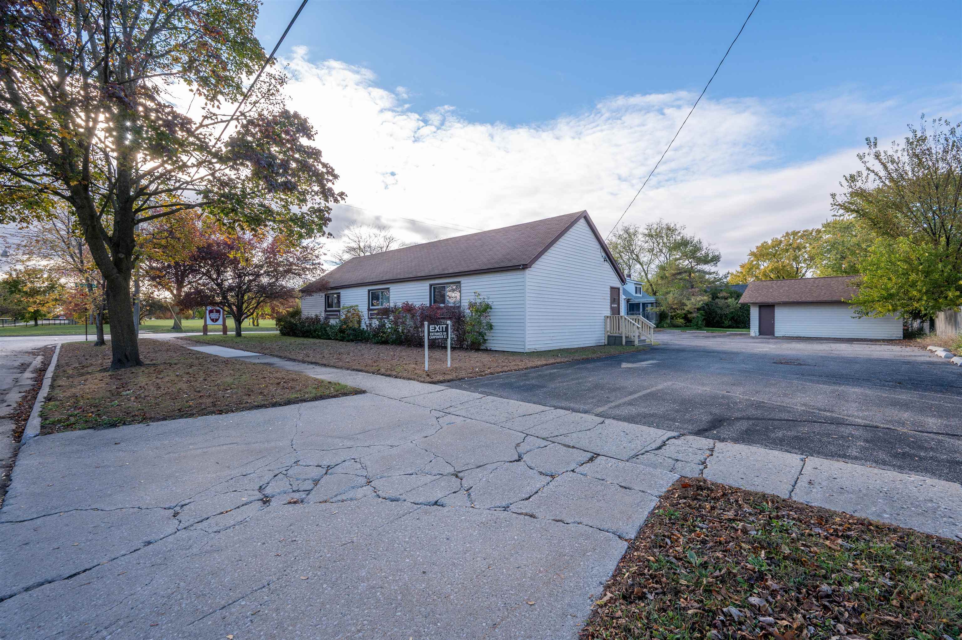 1113 E Carpenter Roads Property Photo 46