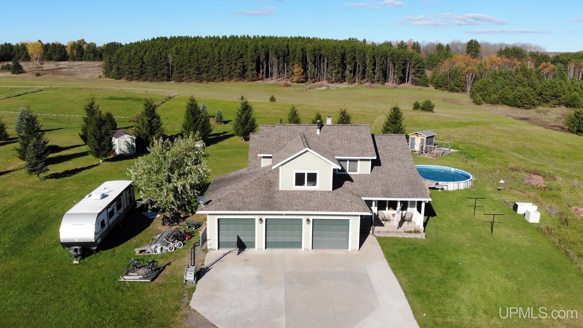 13910 Liminga Road Property Photo 3
