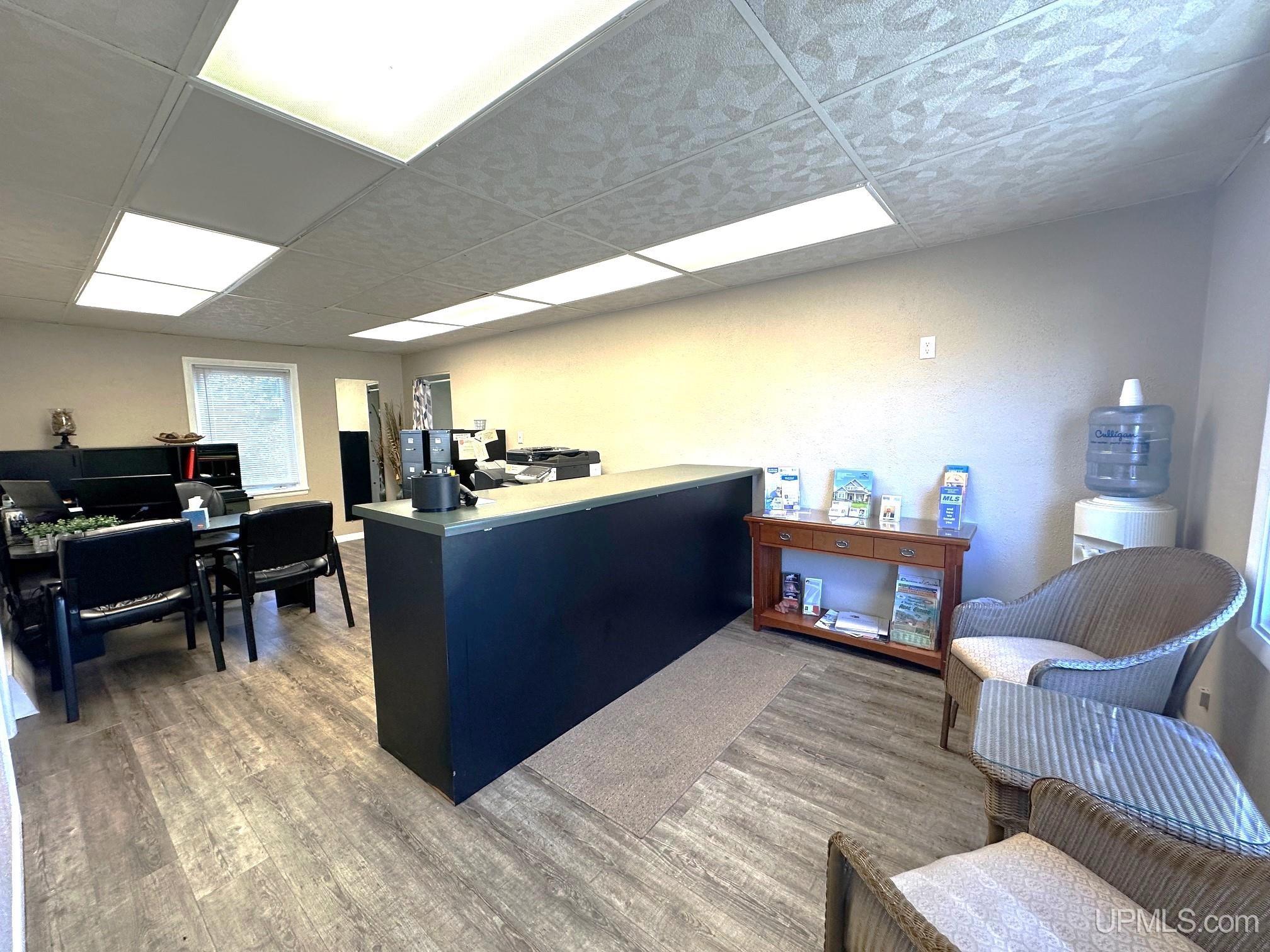 1460 Marinette Avenue Property Photo 2
