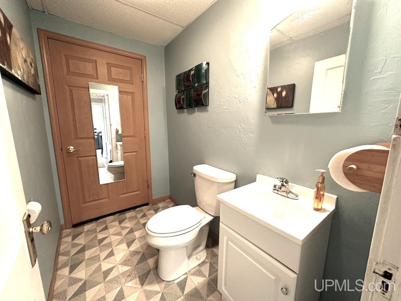 1460 Marinette Avenue Property Photo 15