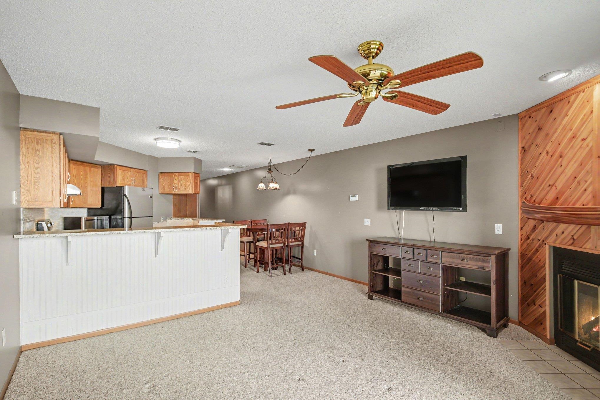 331 Lakeview Drive Property Photo 14
