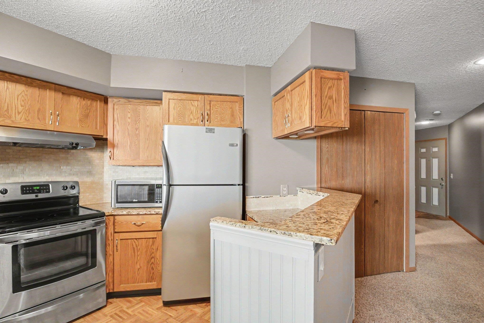 331 Lakeview Drive Property Photo 17