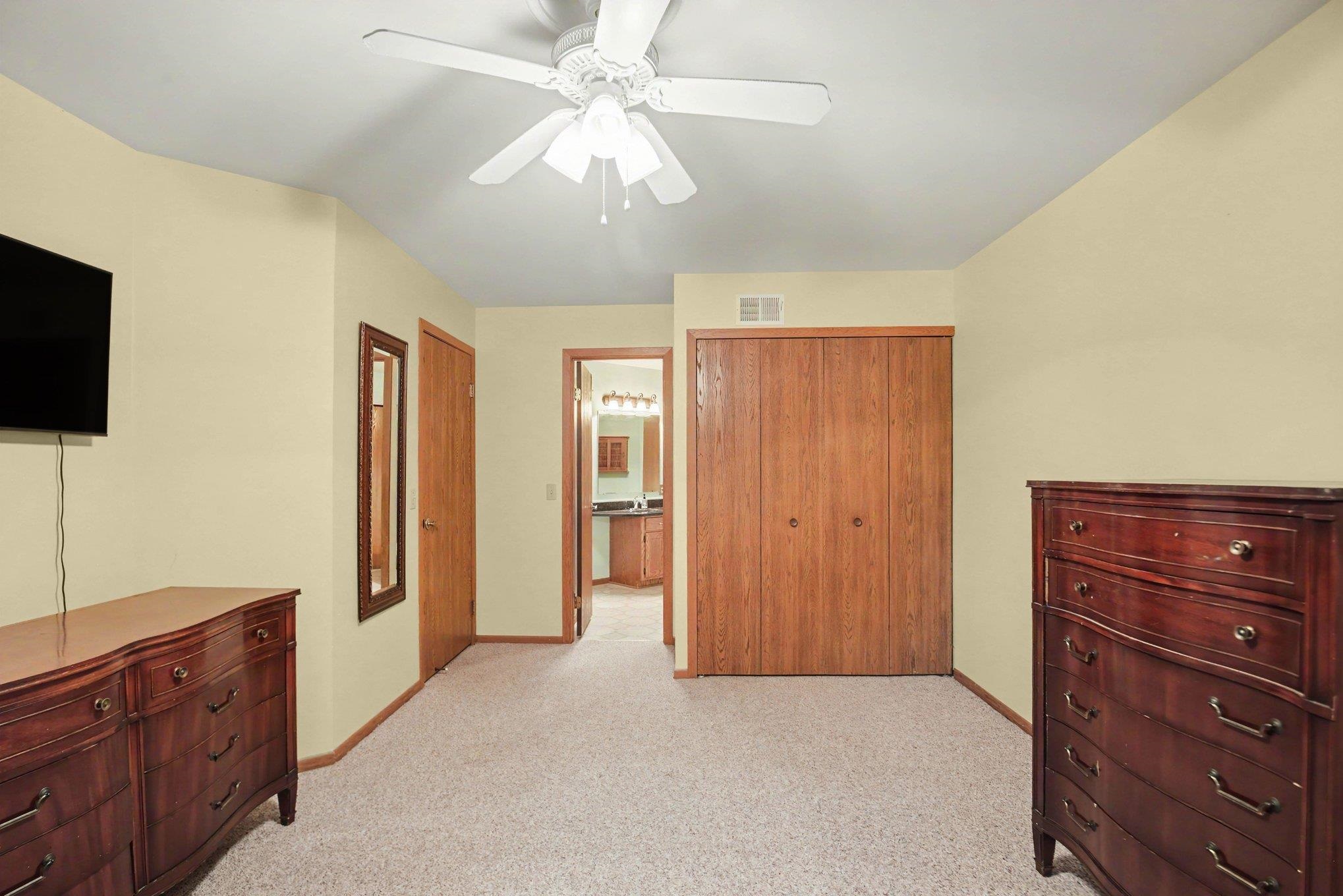 331 Lakeview Drive Property Photo 21