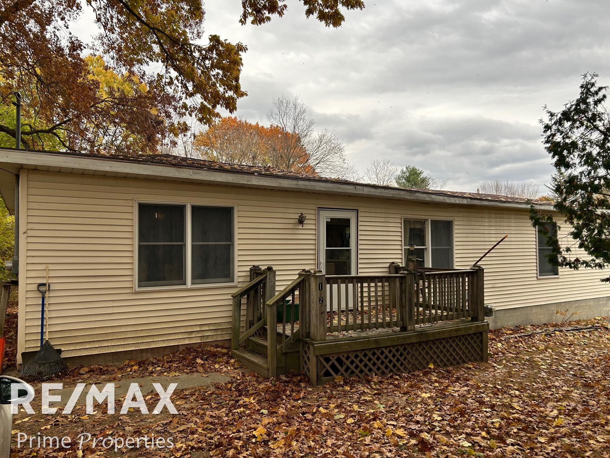 7152 Russell Street Property Photo 1