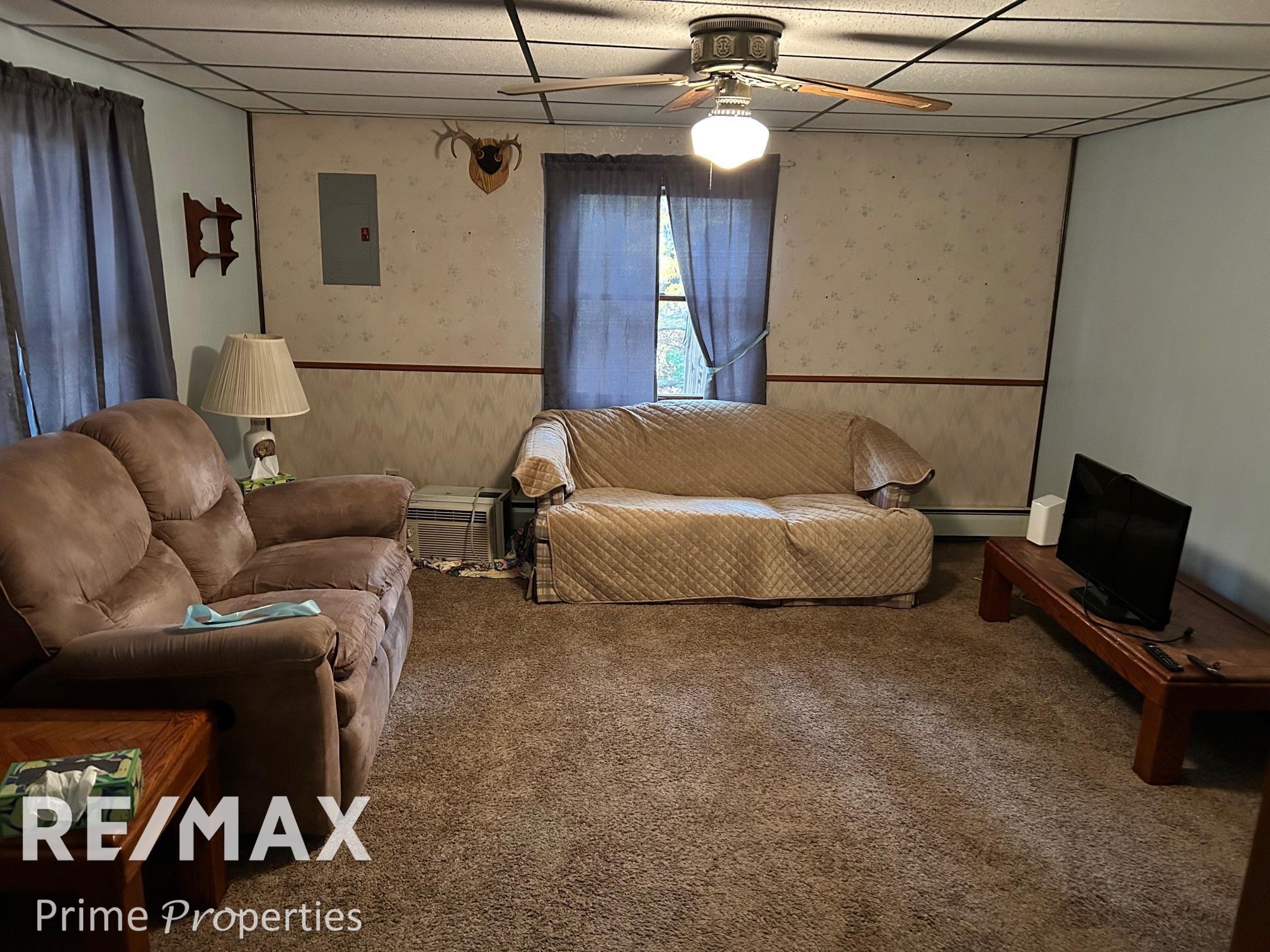 7152 Russell Street Property Photo 14