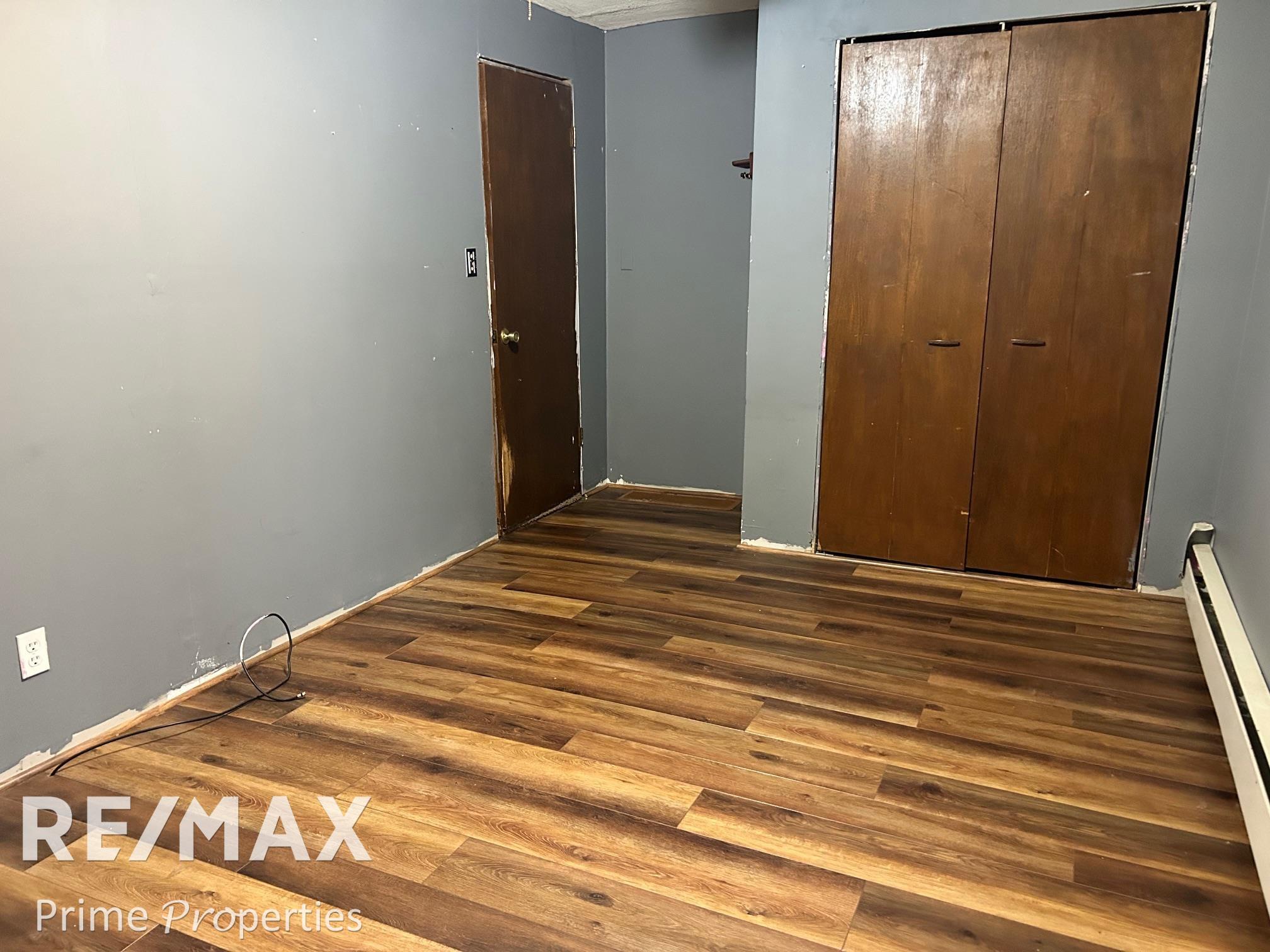 7152 Russell Street Property Photo 22