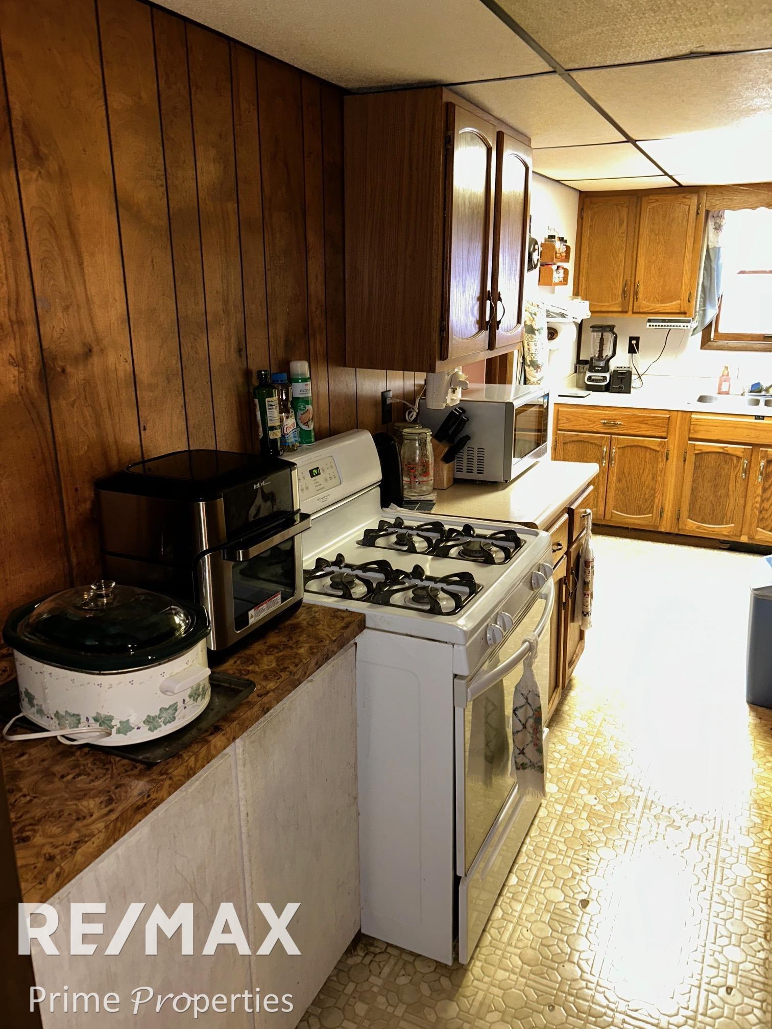 7152 Russell Street Property Photo 23