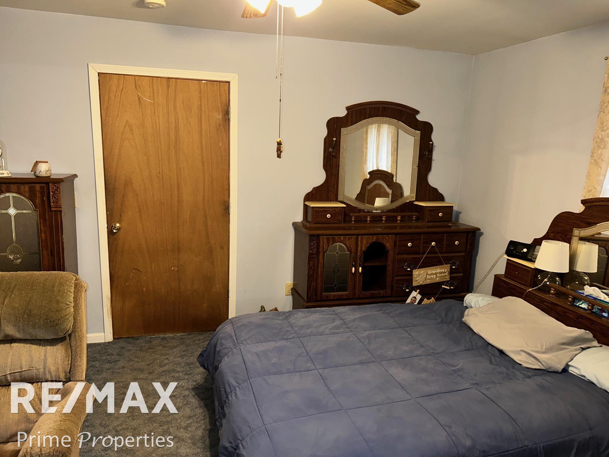 7152 Russell Street Property Photo 35