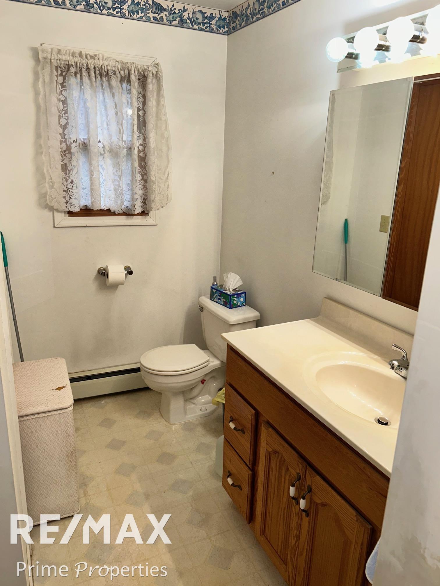7152 Russell Street Property Photo 36