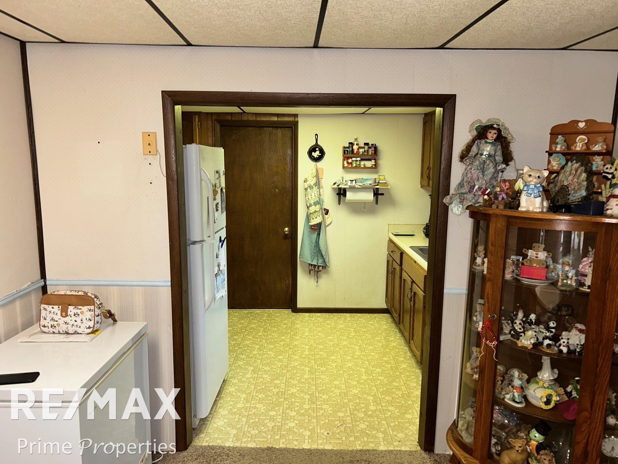 7152 Russell Street Property Photo 45