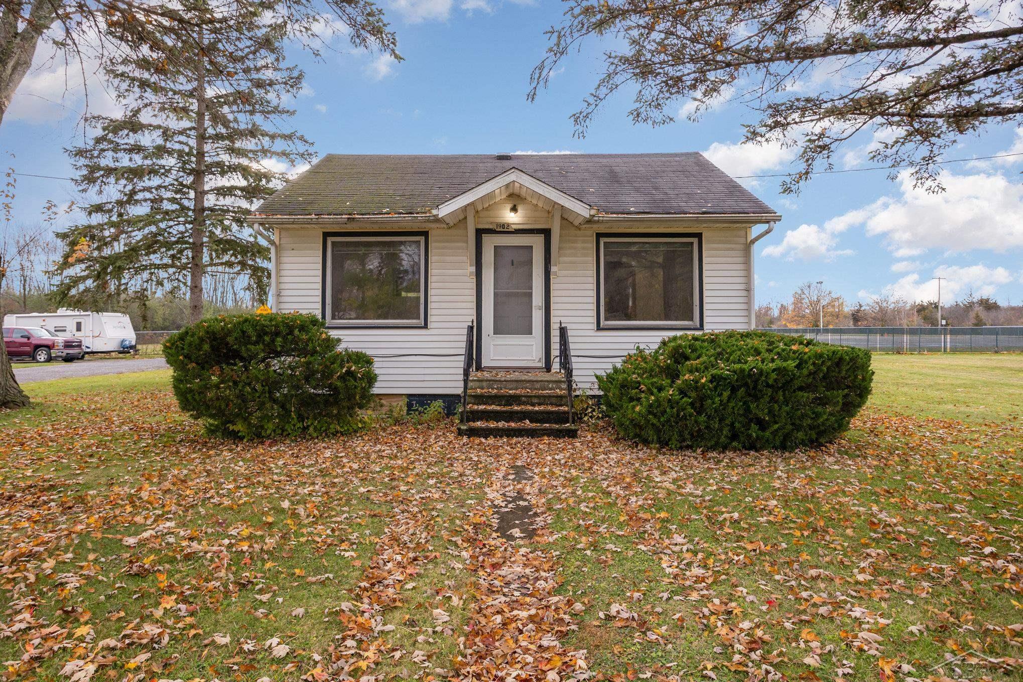 1902 Cheney Road Property Photo 2