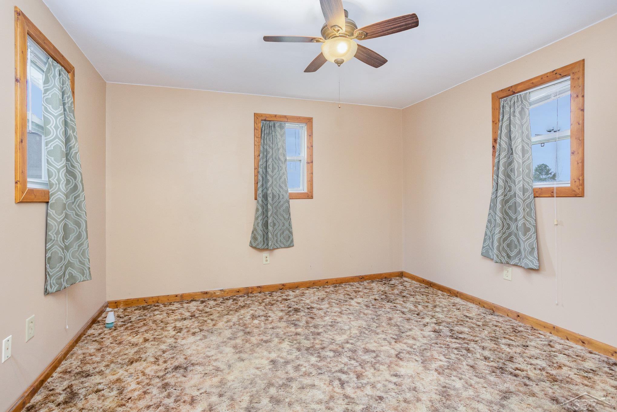 1902 Cheney Road Property Photo 10