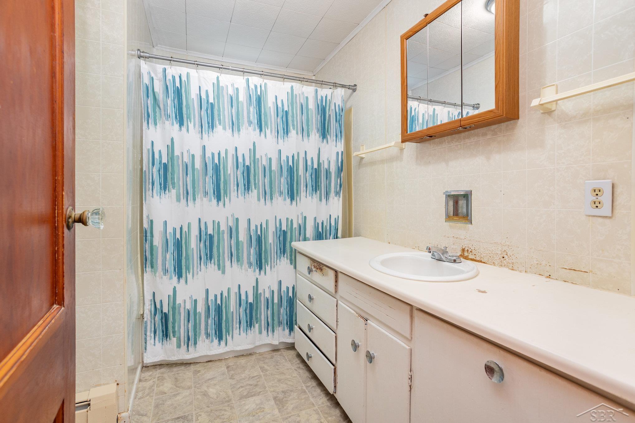 1902 Cheney Road Property Photo 11