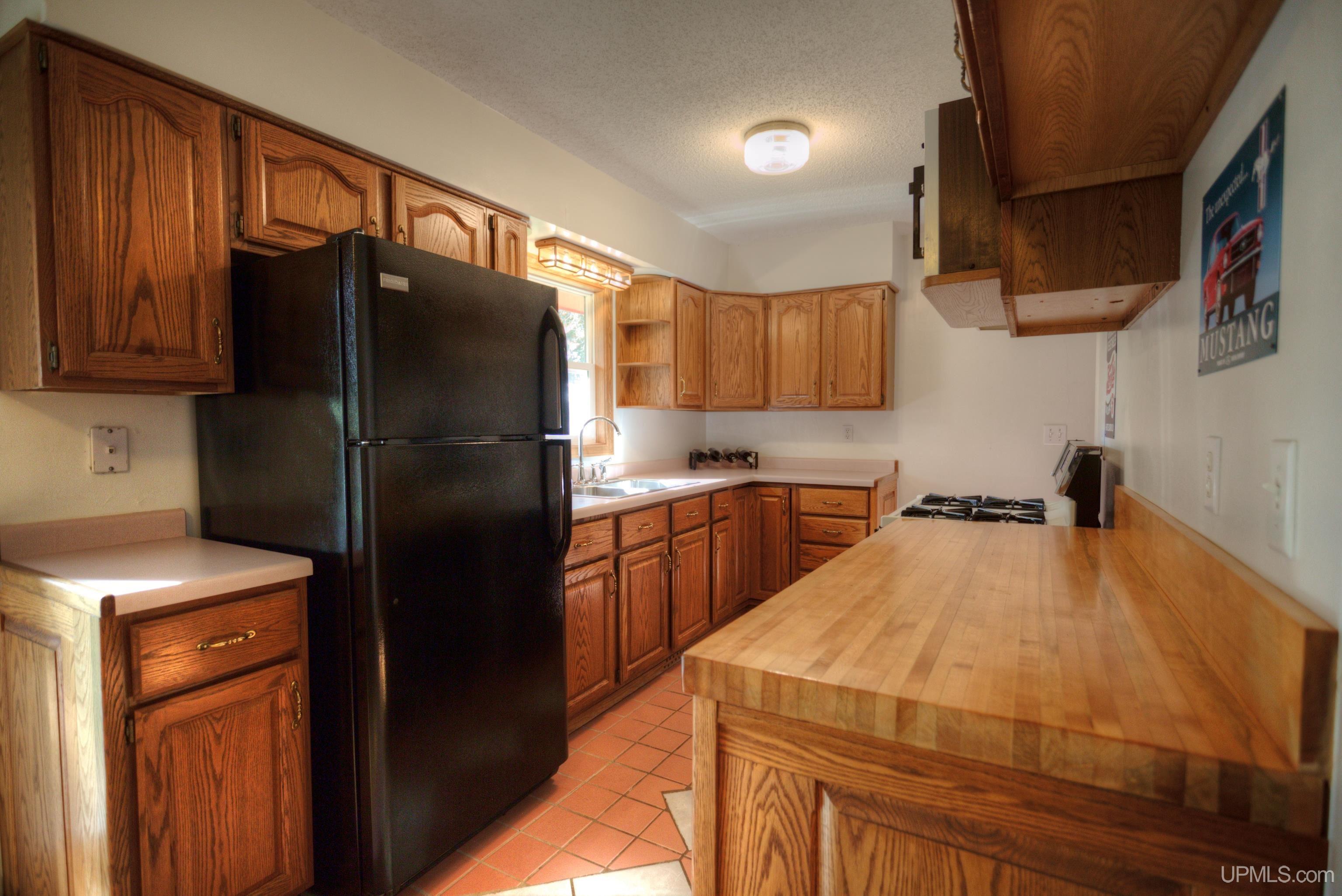 817 Margaret Street Property Photo 12