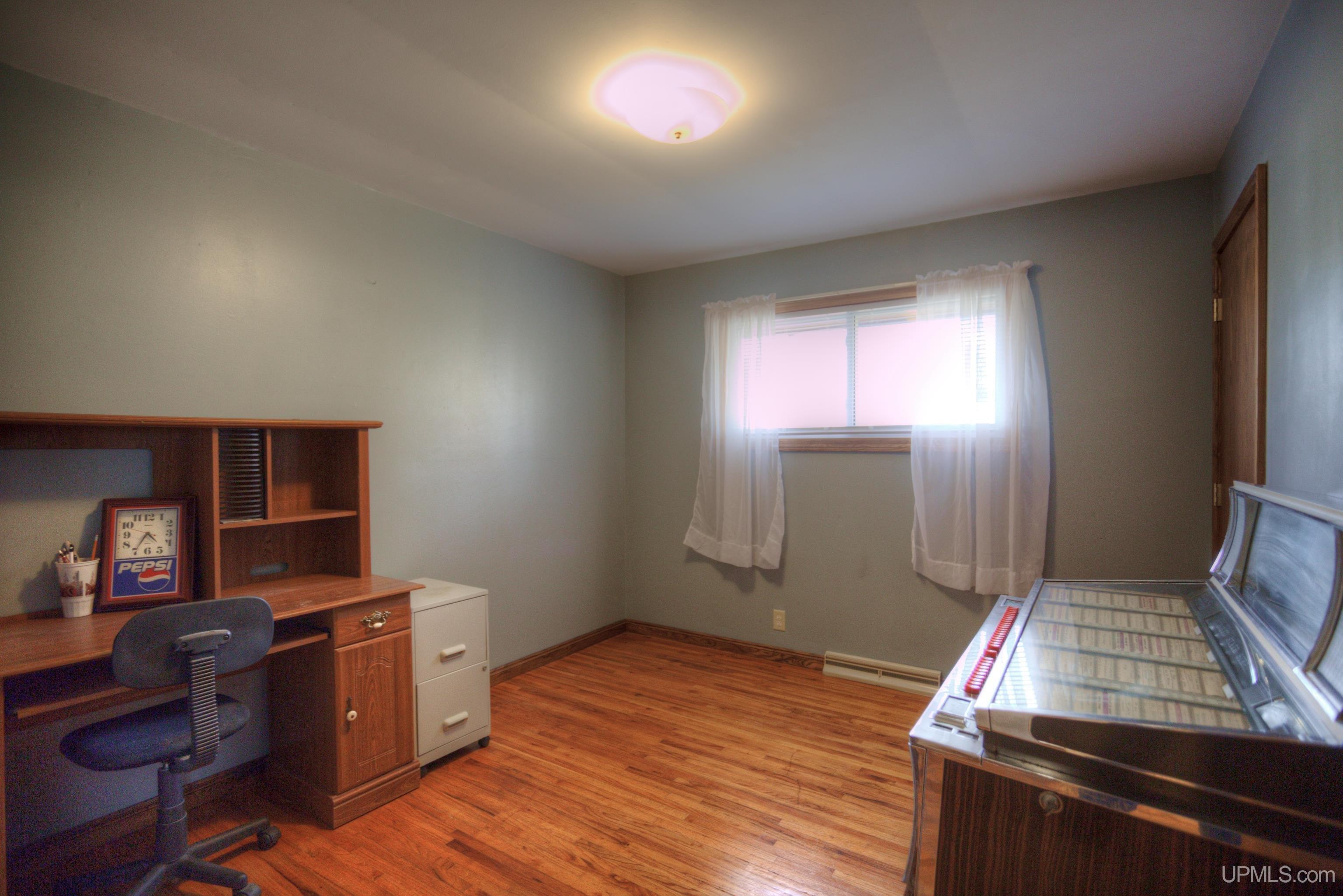 817 Margaret Street Property Photo 17