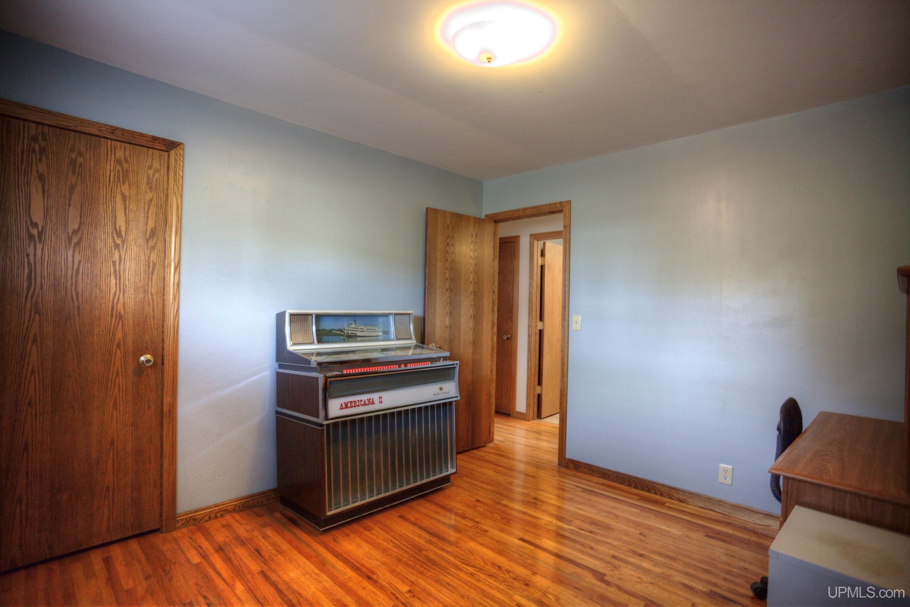 817 Margaret Street Property Photo 18