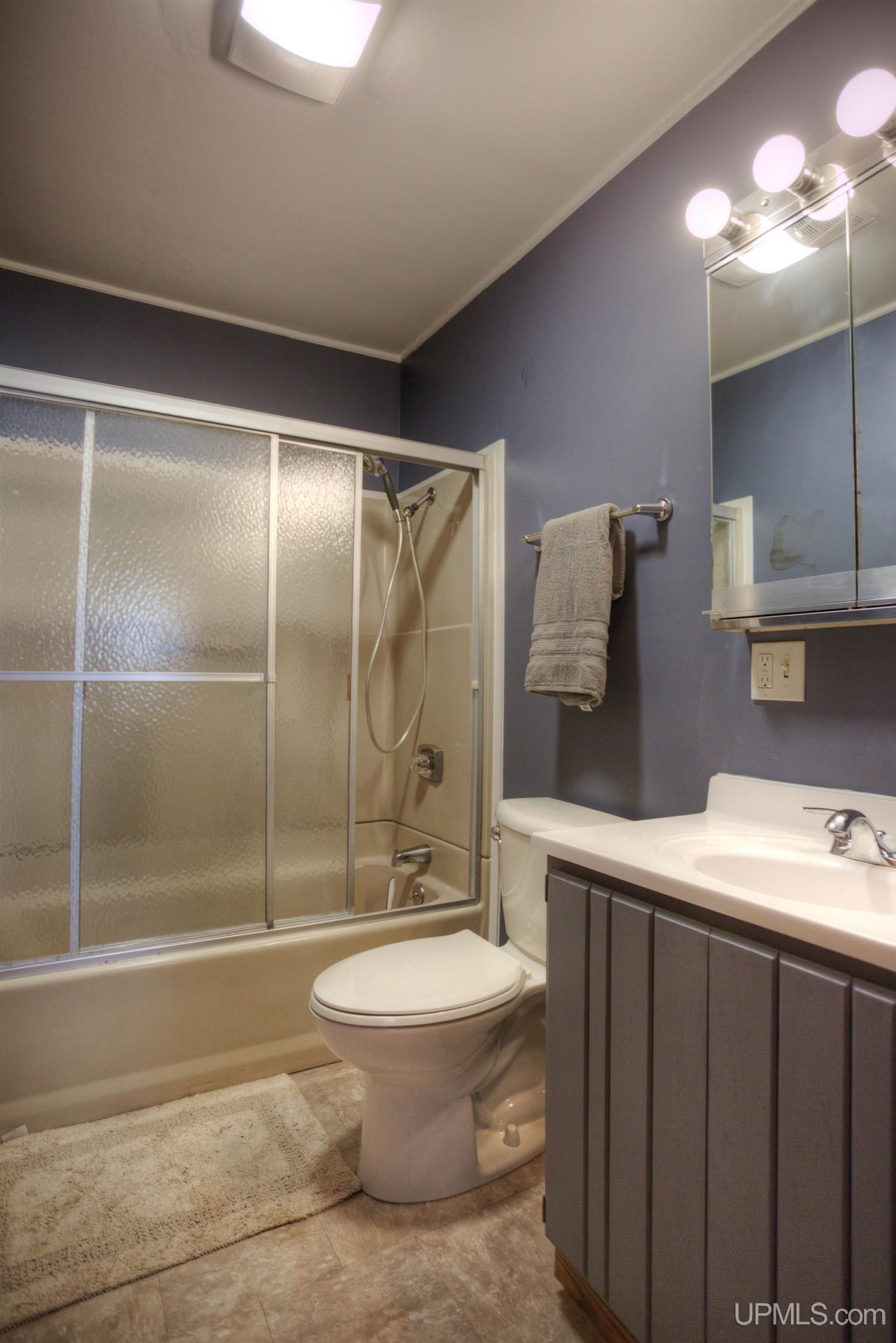 817 Margaret Street Property Photo 23