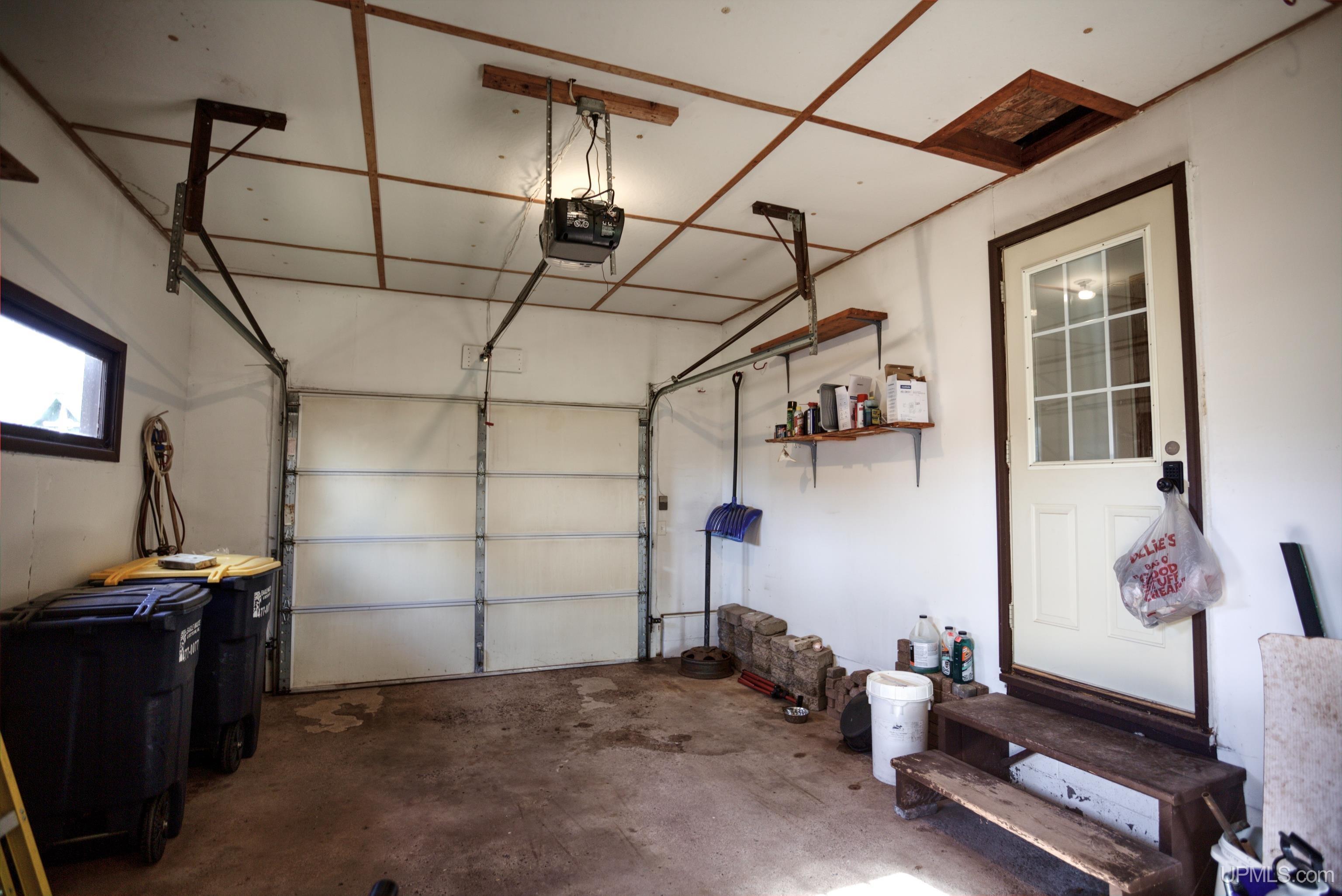 817 Margaret Street Property Photo 36