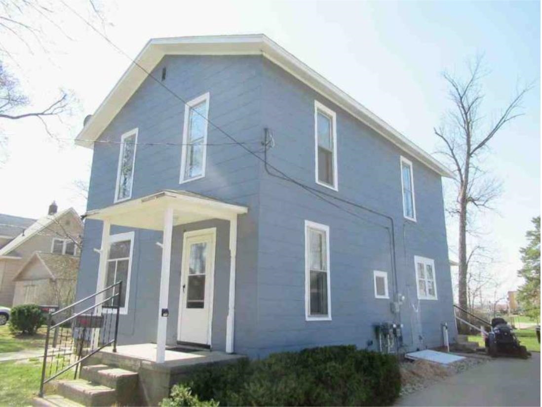 508 E Grove Street Property Photo 1