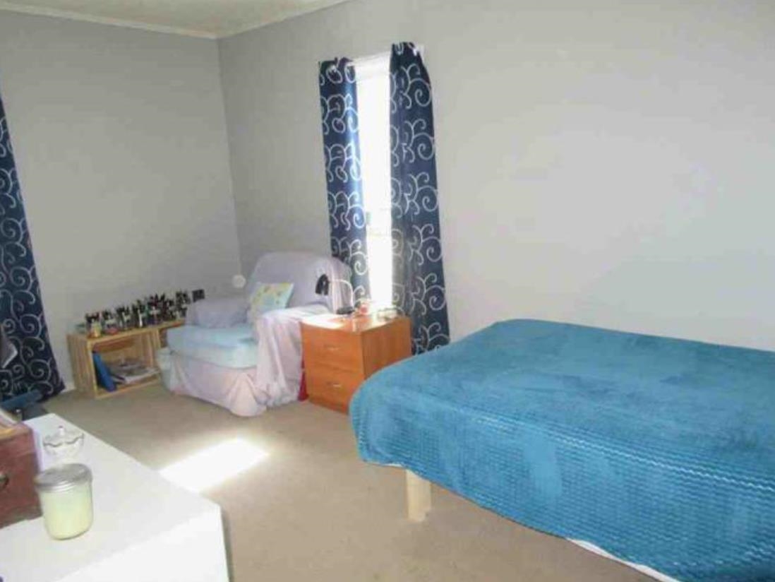 508 E Grove Street Property Photo 6