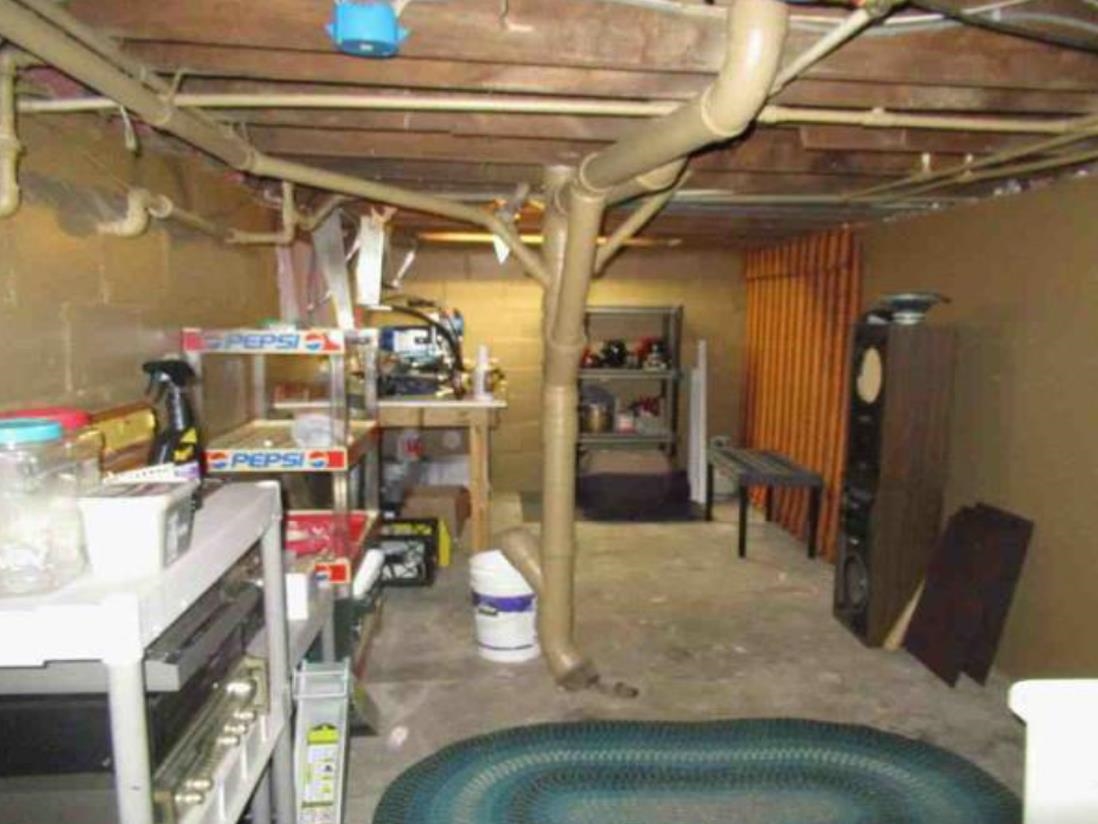 508 E Grove Street Property Photo 14
