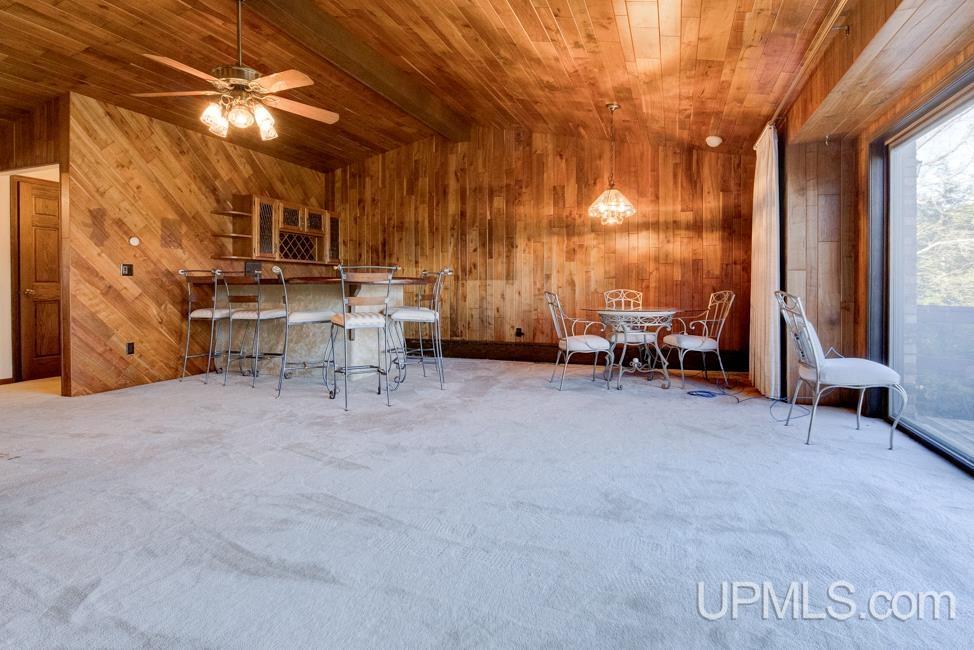 W6349 Greenwood Avenue Property Photo 6