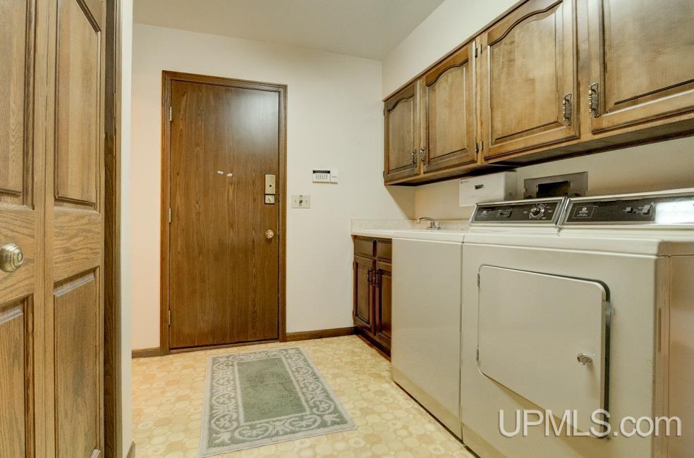 W6349 Greenwood Avenue Property Photo 48