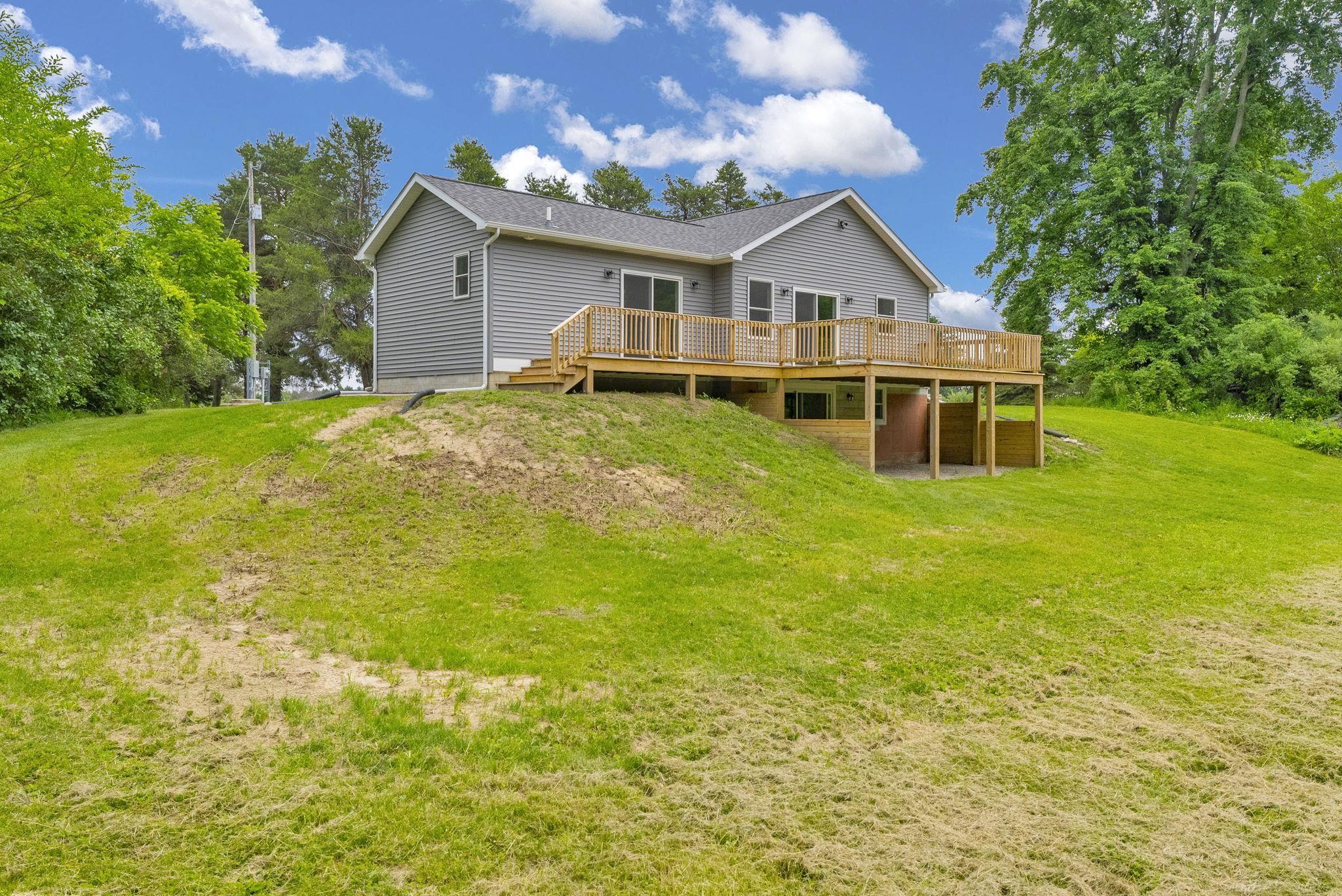 495 N Church Road Property Photo 1