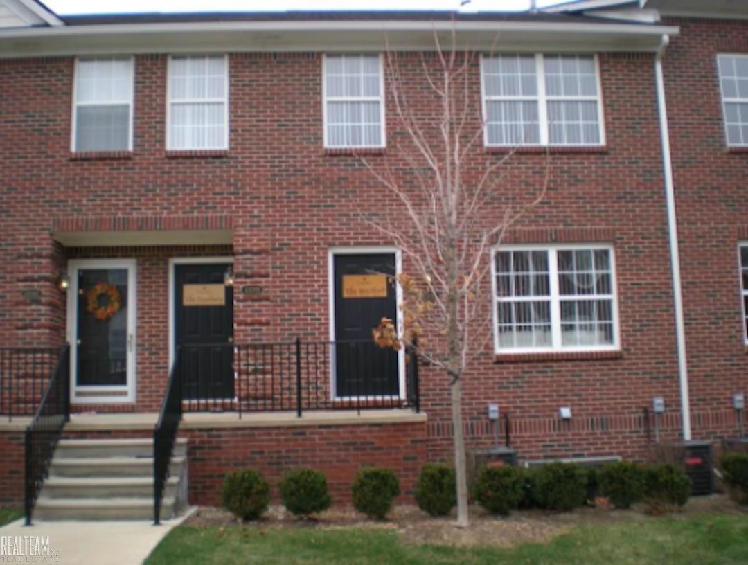 43033 Burlington Drive Property Photo 1