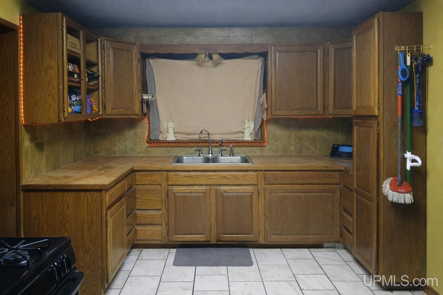 27672 Us 41 Highway Property Photo 38