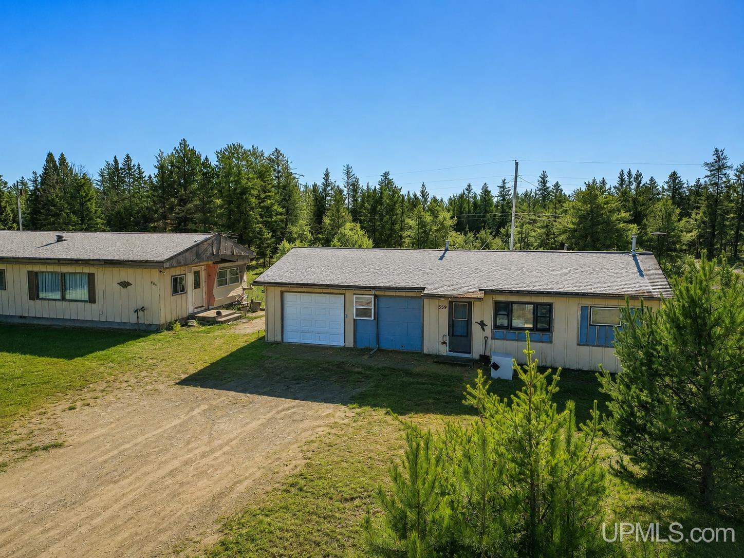 561 E M35 Highway