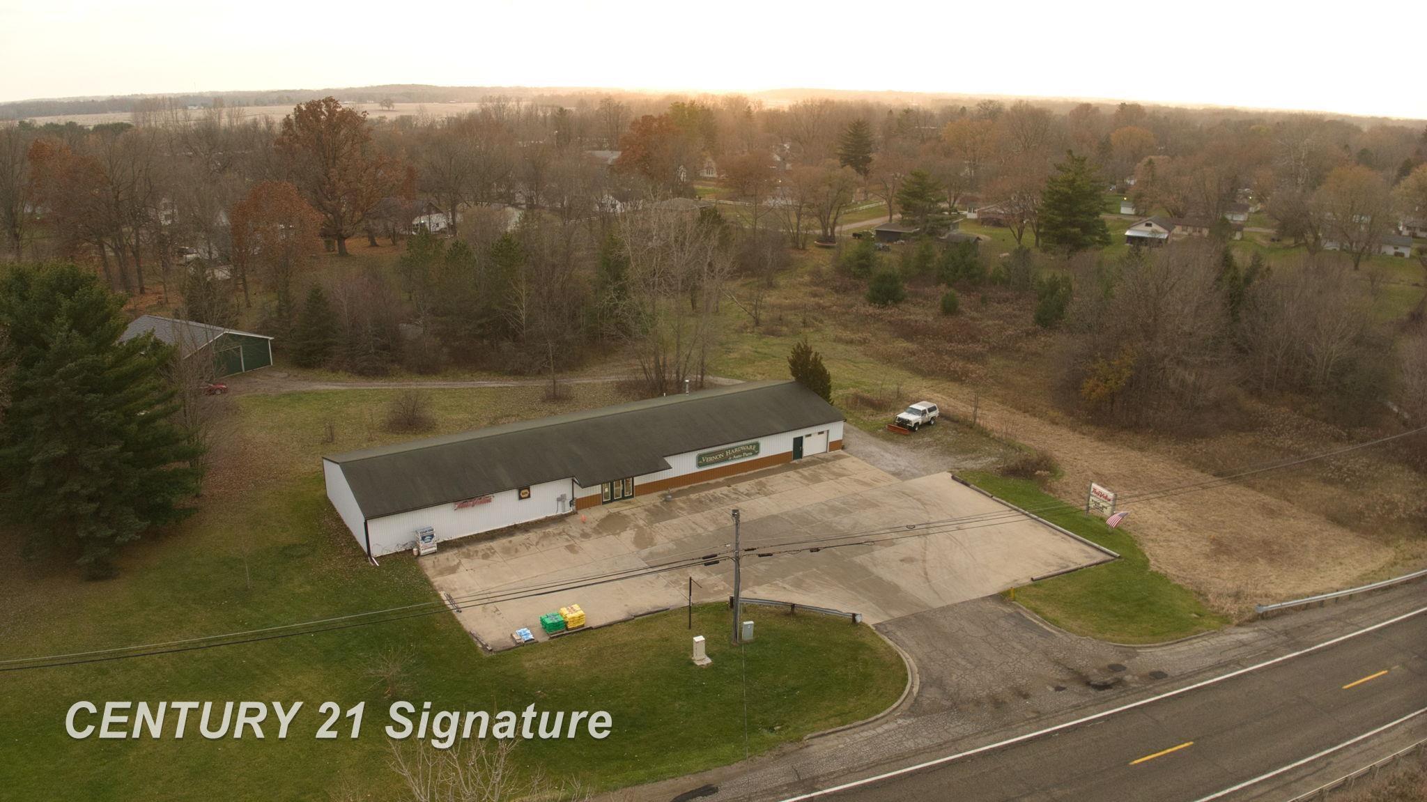 7200 E M-71 Highway Property Photo 11