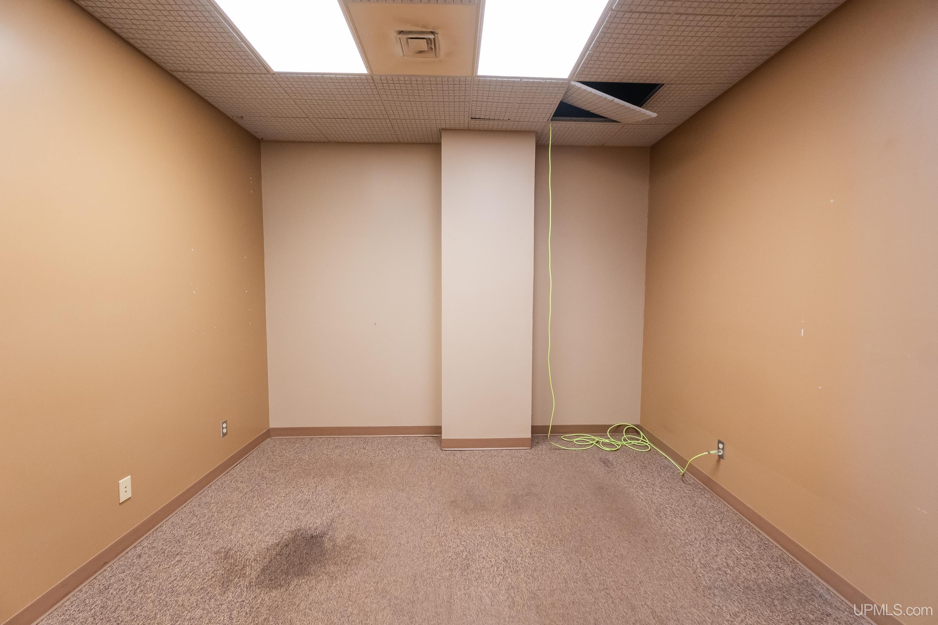 1366 Us41 Highway Property Photo 11