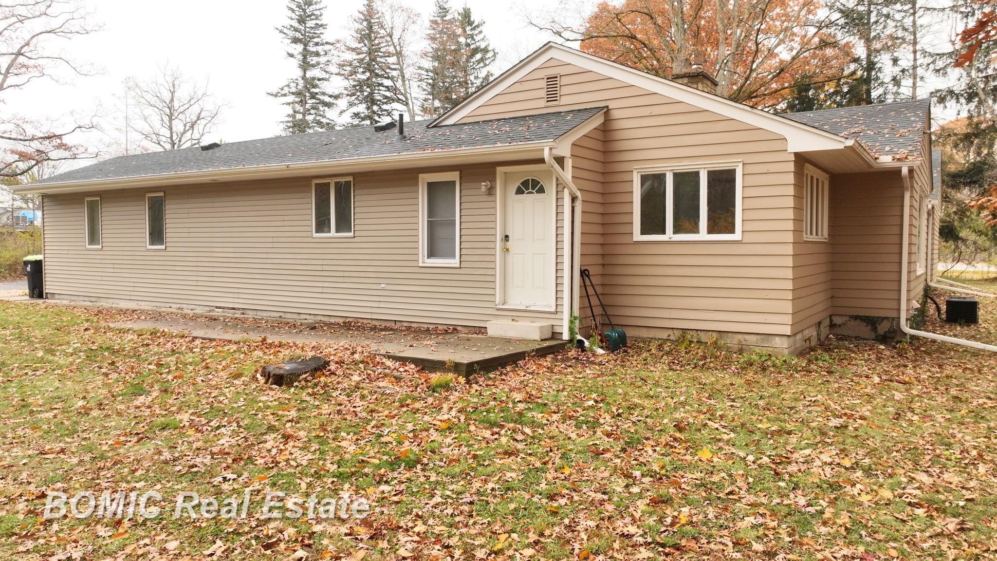 3700 N Saginaw Road Property Photo 2