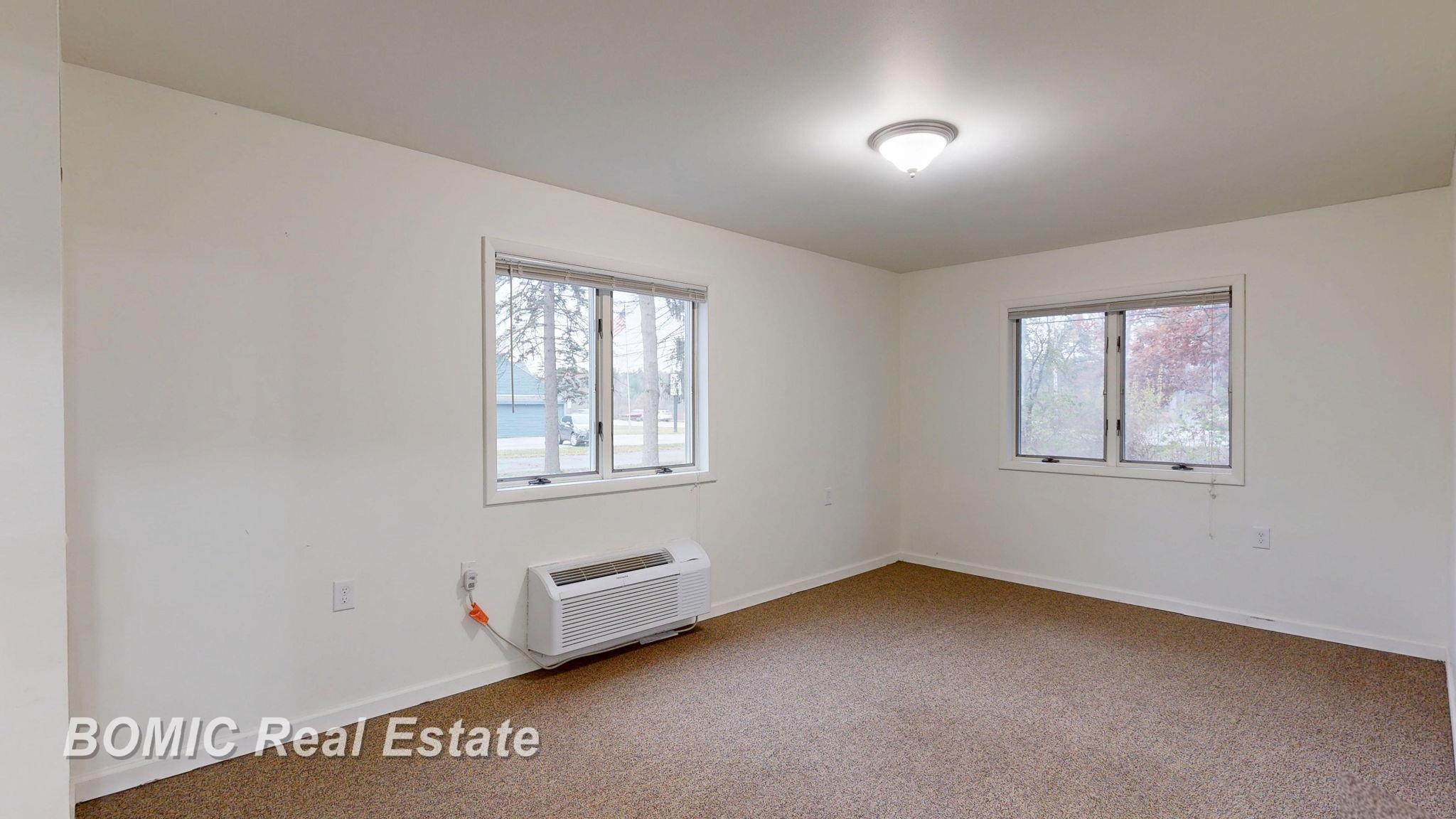 3700 N Saginaw Road Property Photo 9