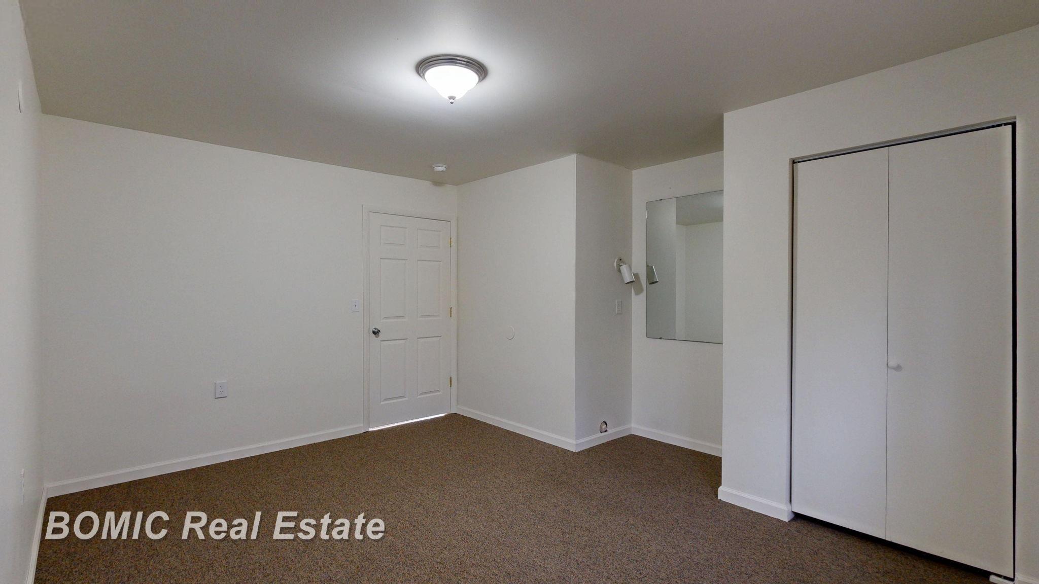 3700 N Saginaw Road Property Photo 10