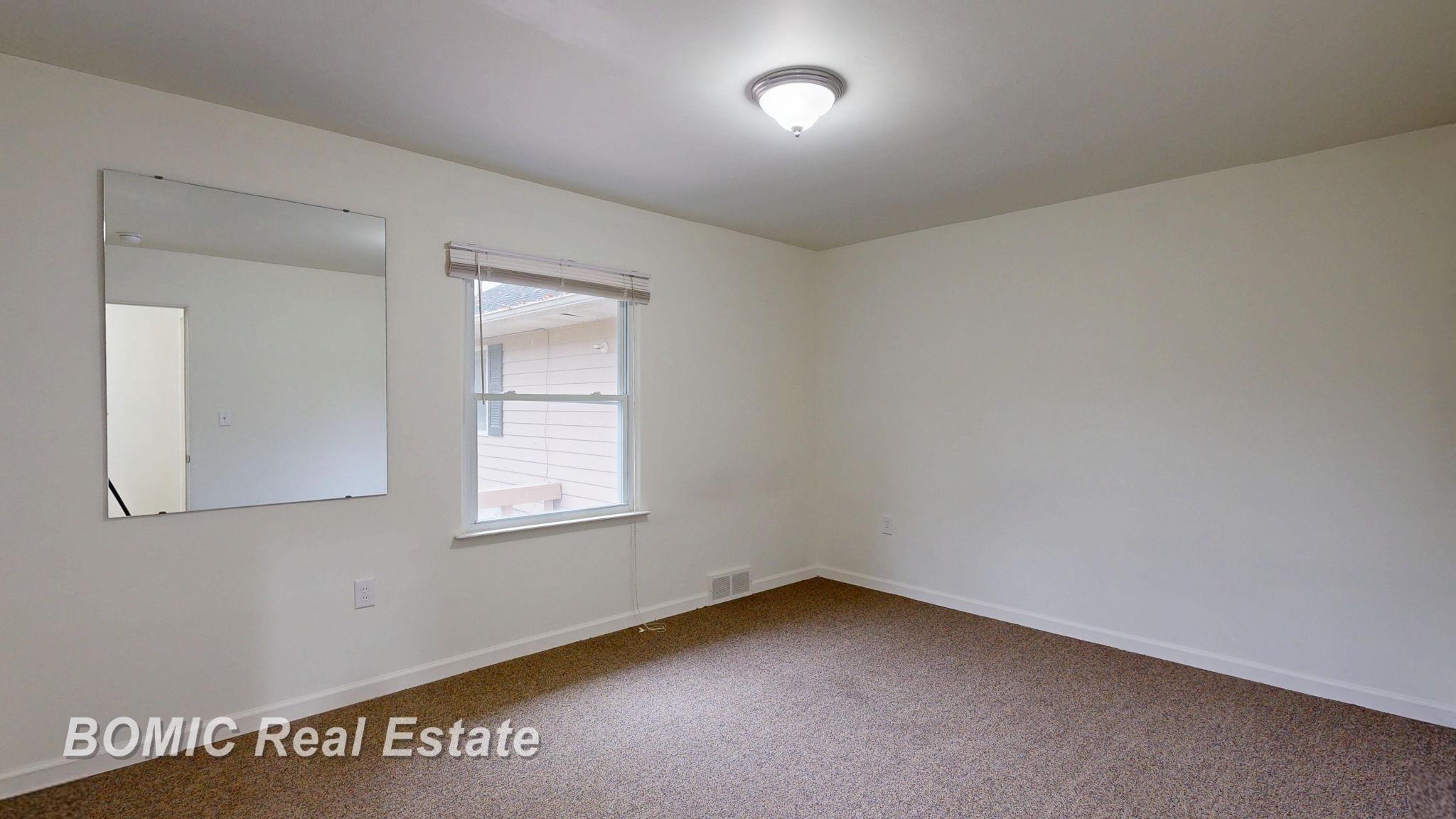 3700 N Saginaw Road Property Photo 13
