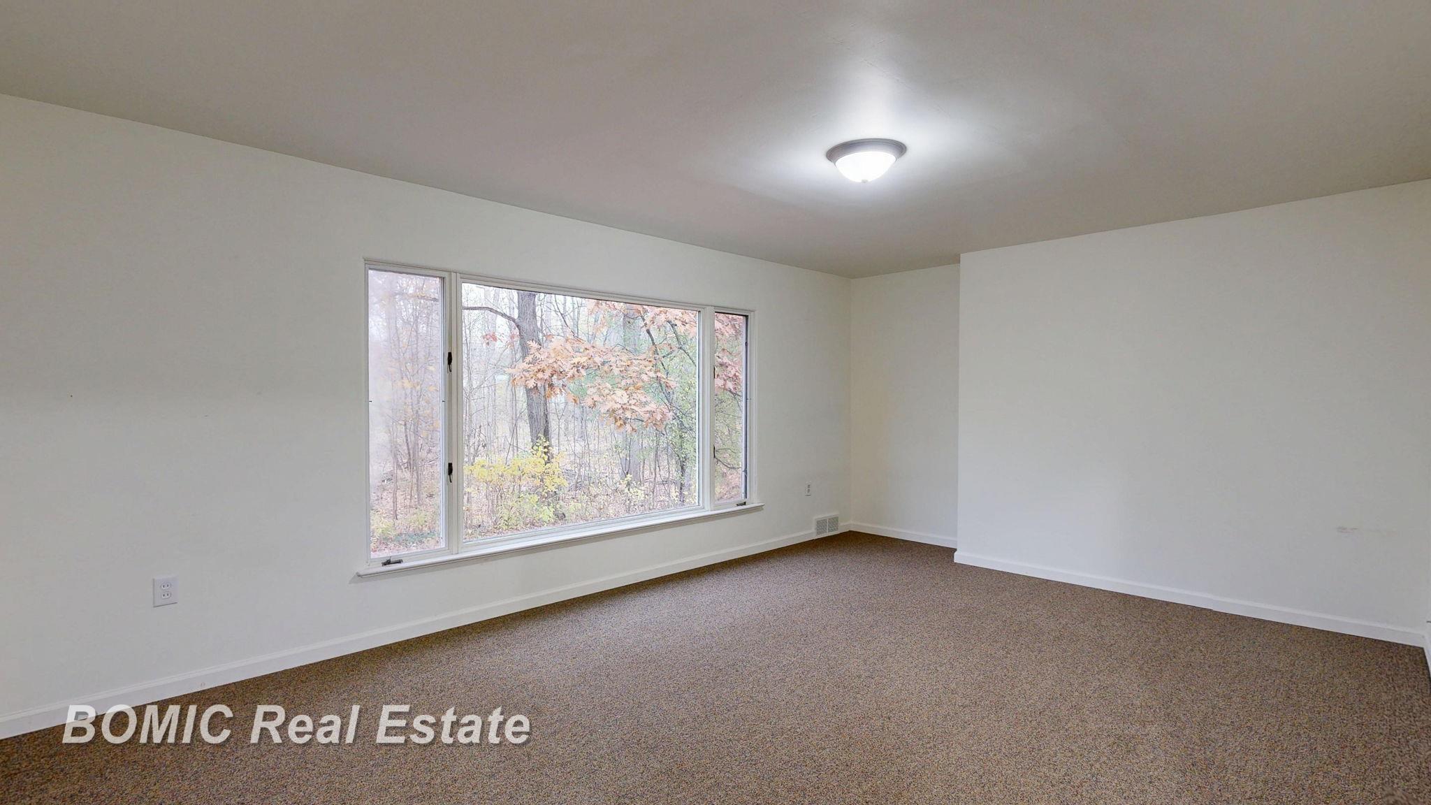 3700 N Saginaw Road Property Photo 16