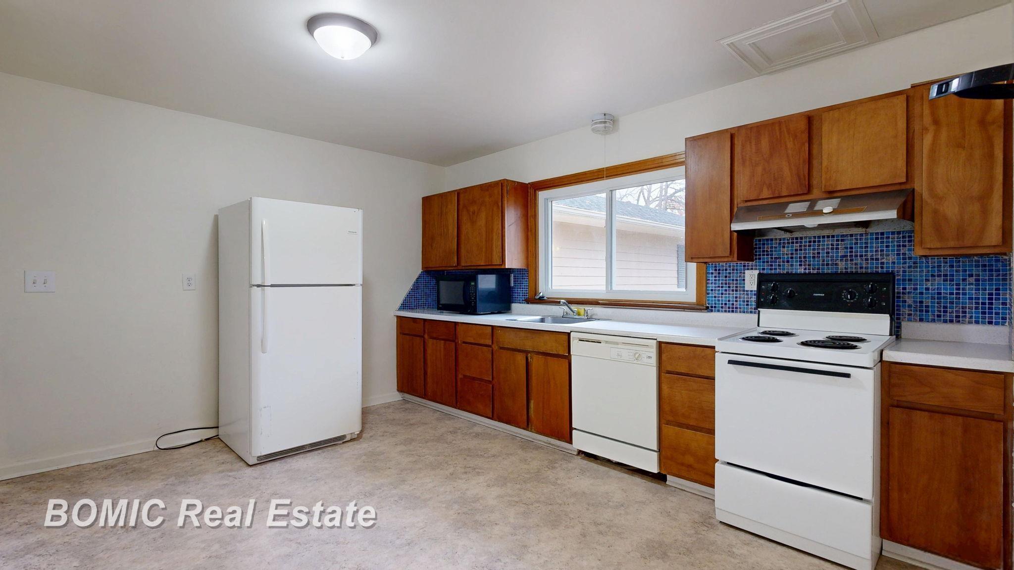 3700 N Saginaw Road Property Photo 17