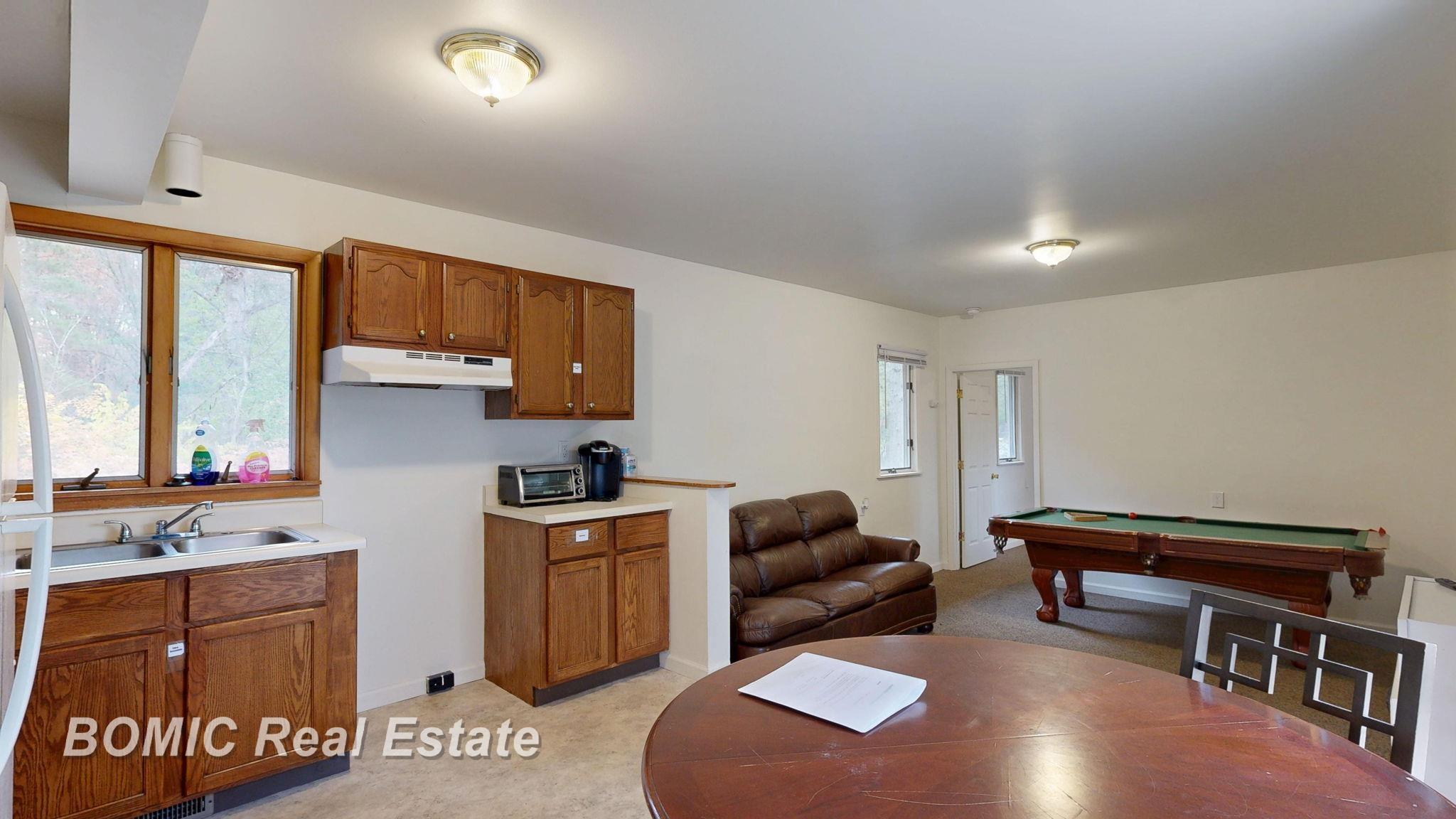 3700 N Saginaw Road Property Photo 23