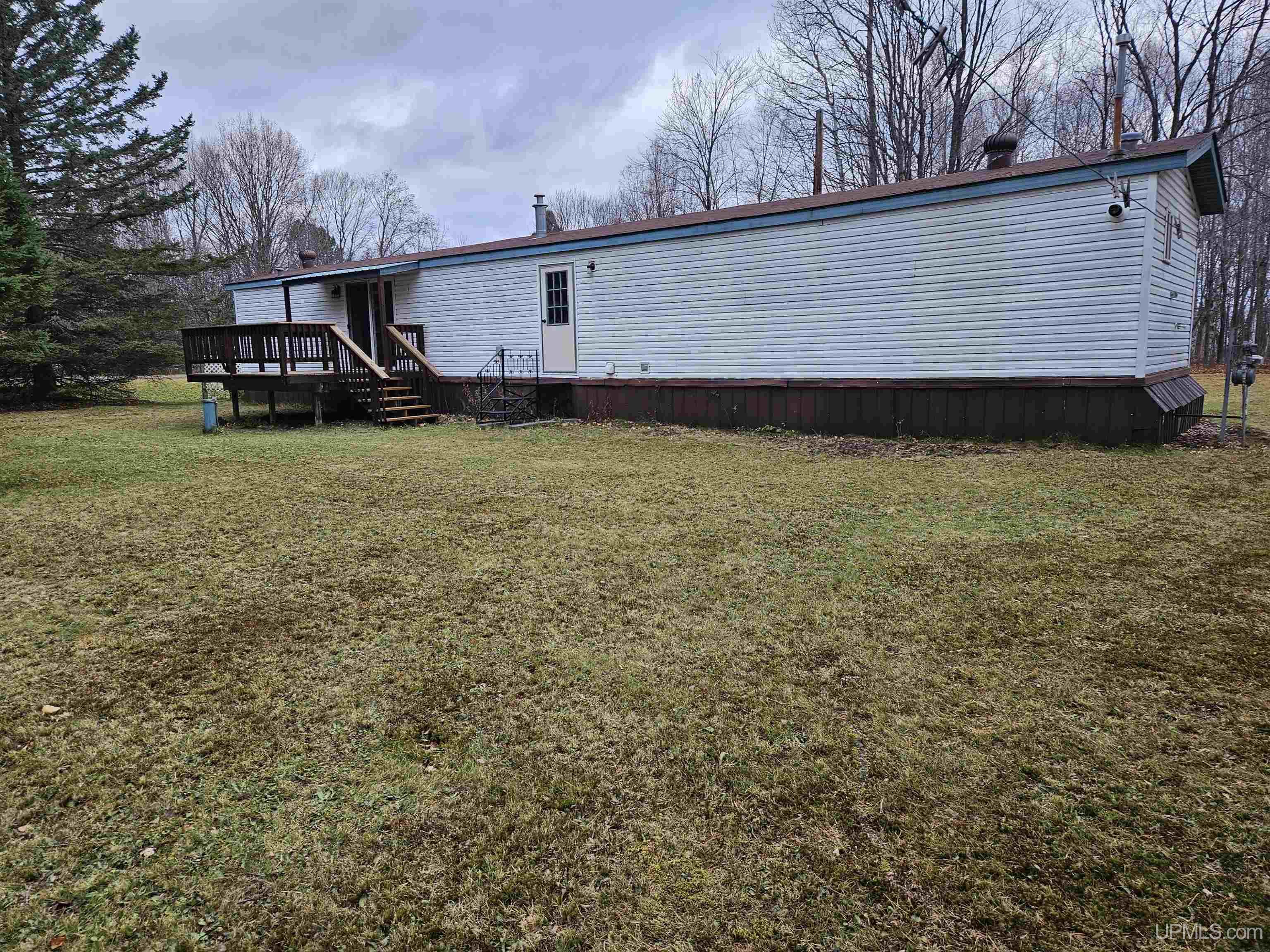 270 Sheridan Avenue Property Photo 3