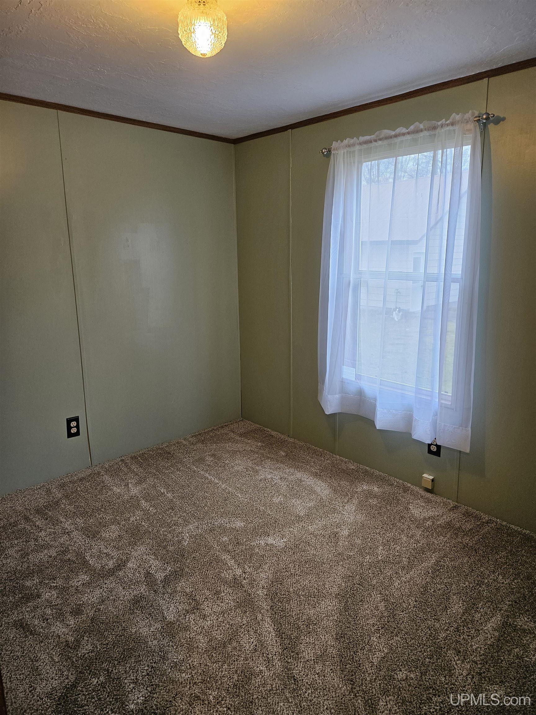 270 Sheridan Avenue Property Photo 18
