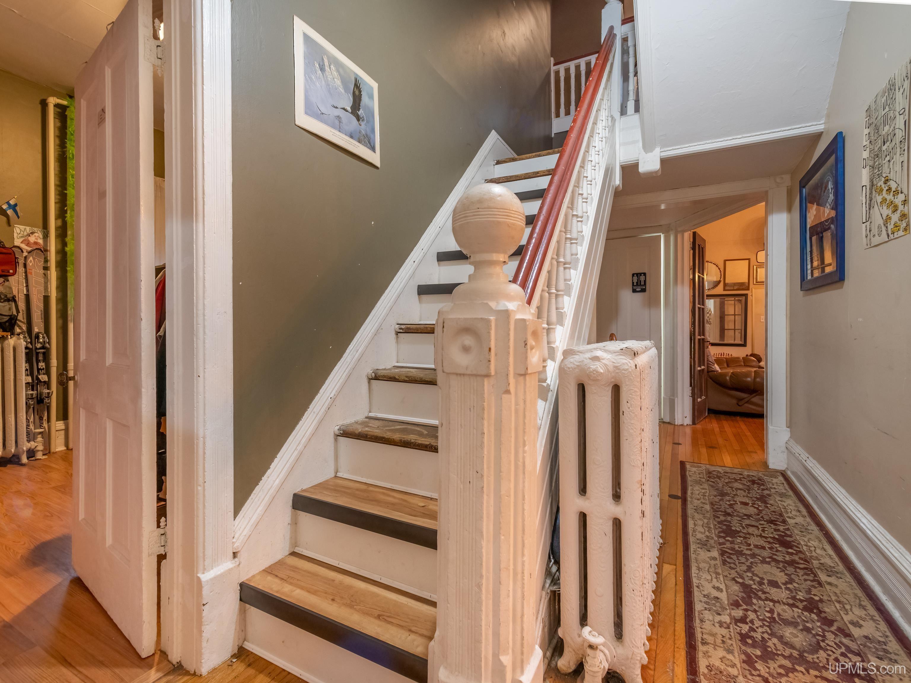127 E Hewitt Avenue Property Photo 21