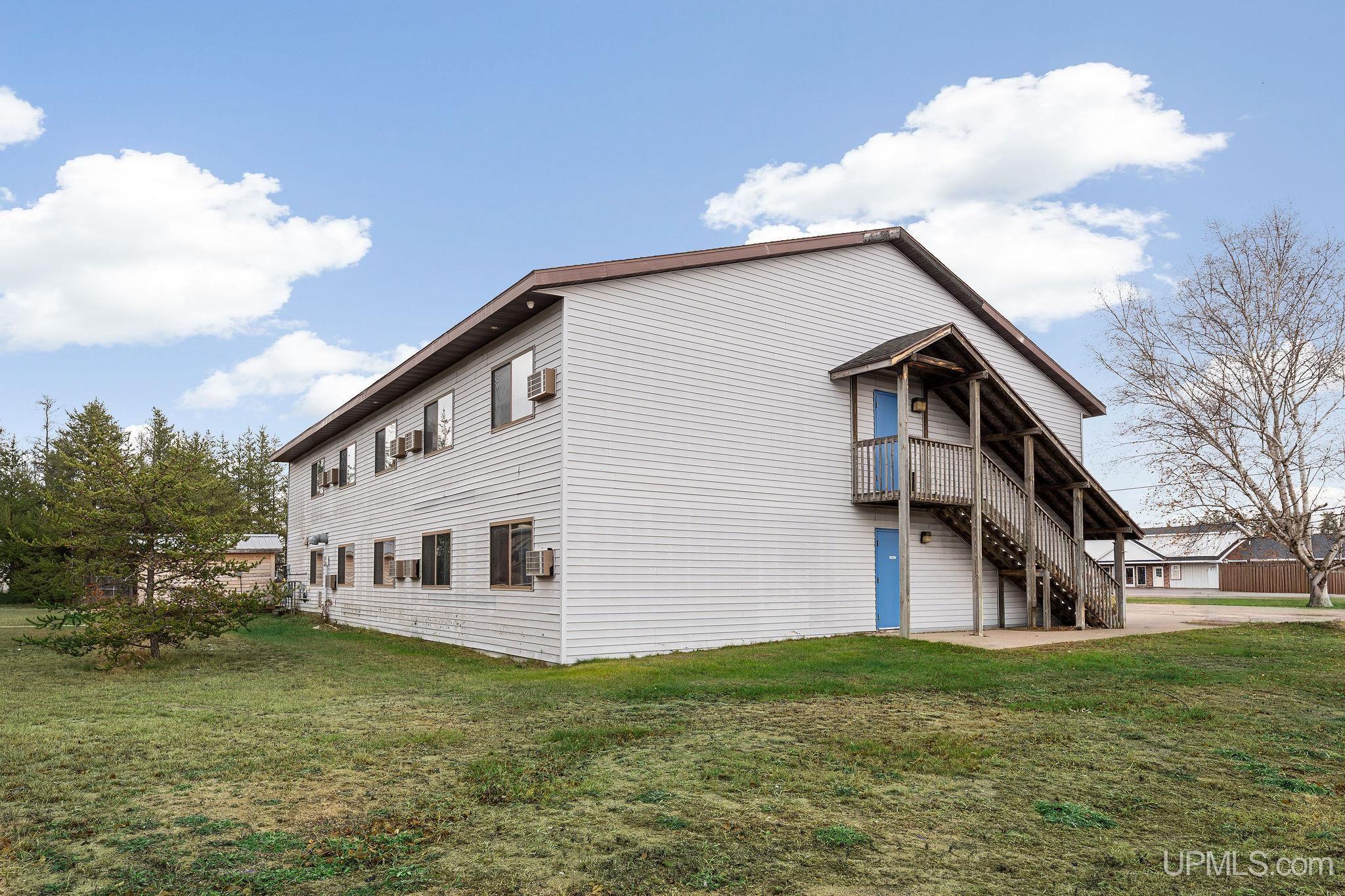 190 E M - 35 Highway Property Photo 7