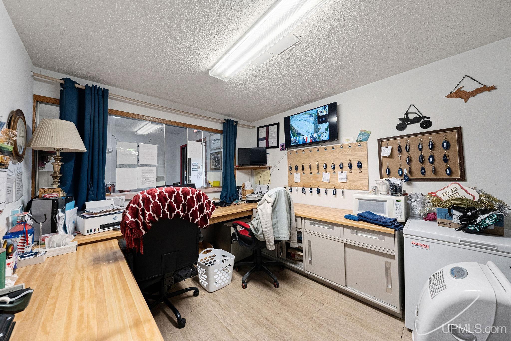 190 E M - 35 Highway Property Photo 15