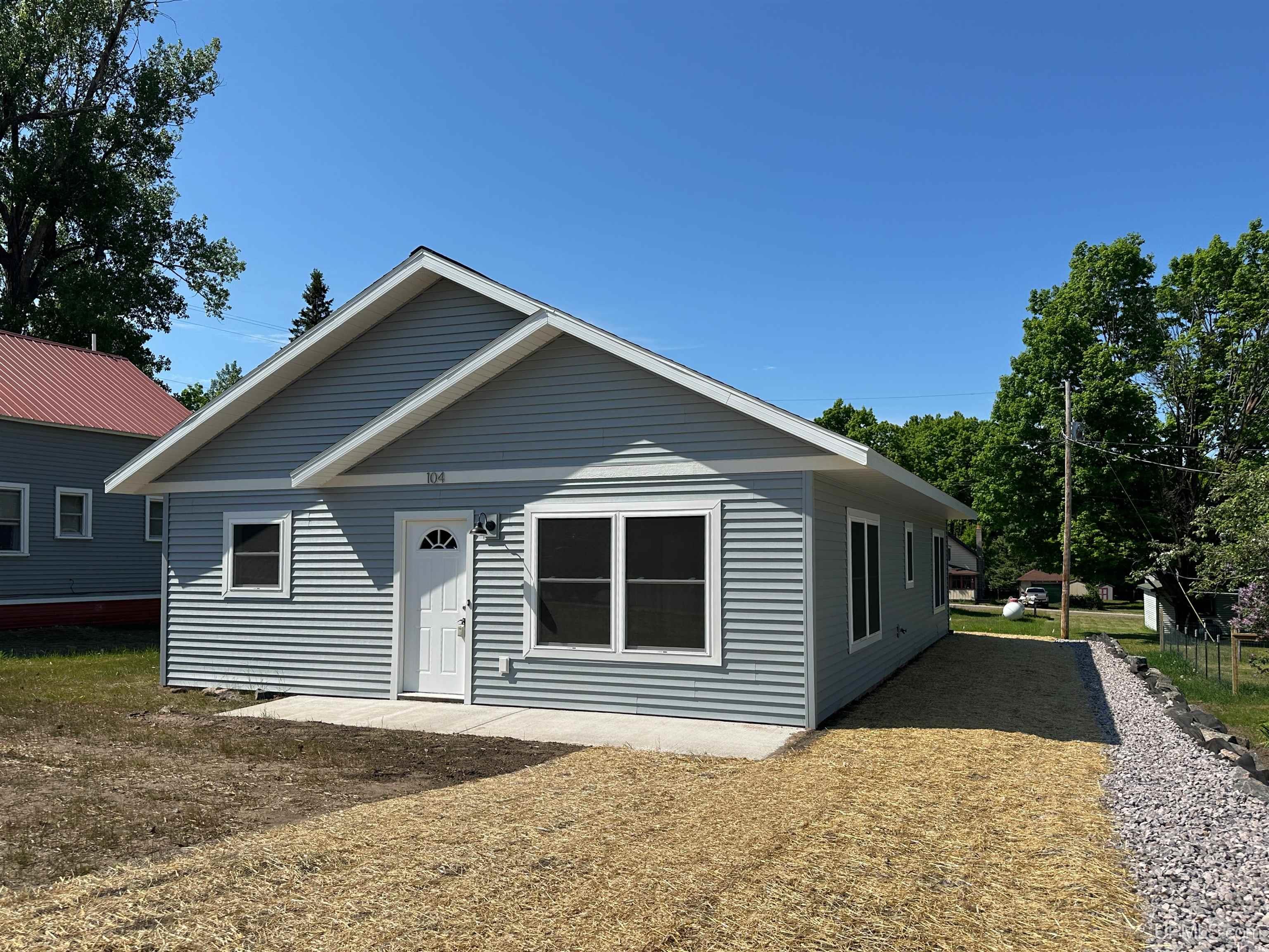 104 Schneider Avenue