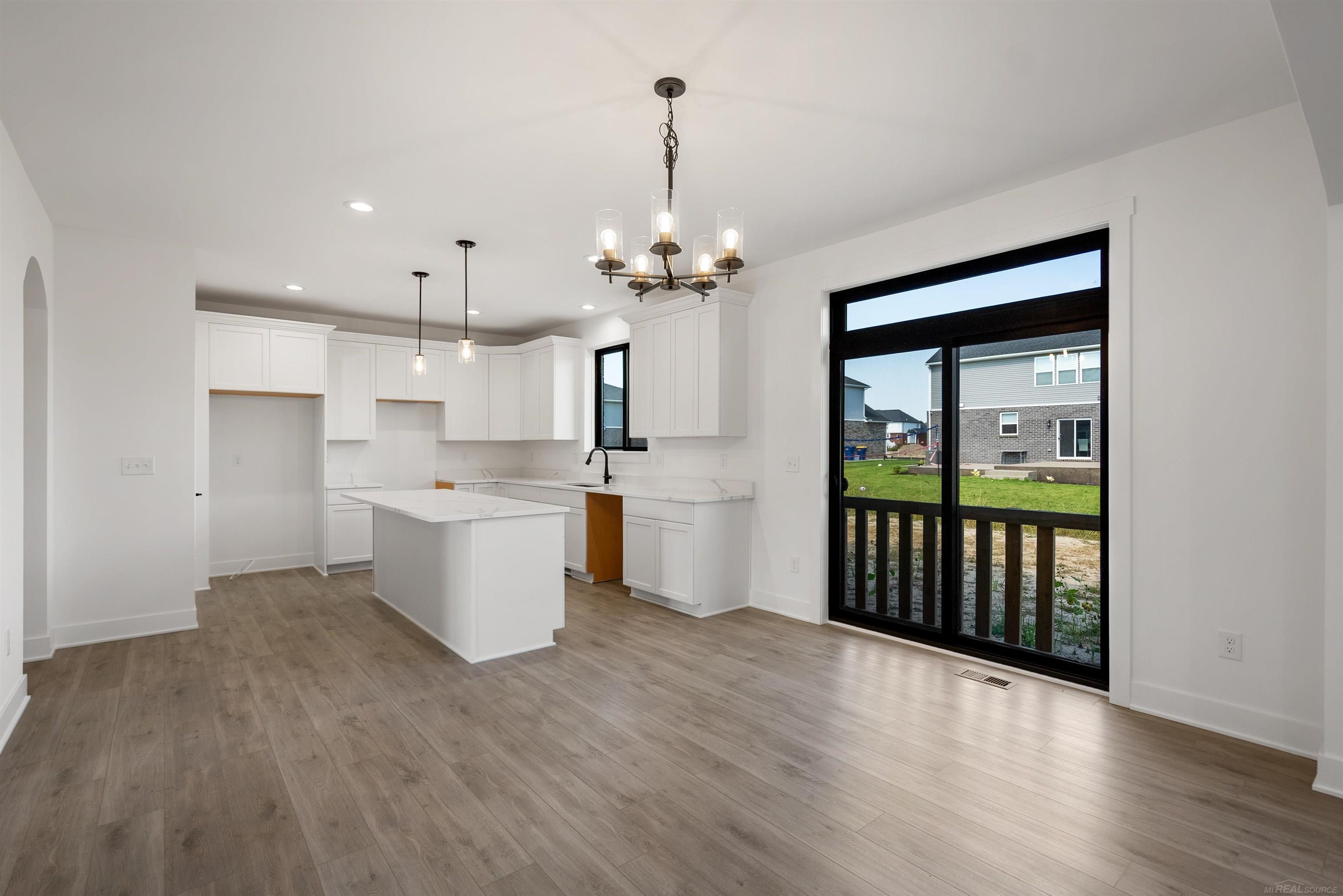 16777 Trajan Lane Property Photo 21