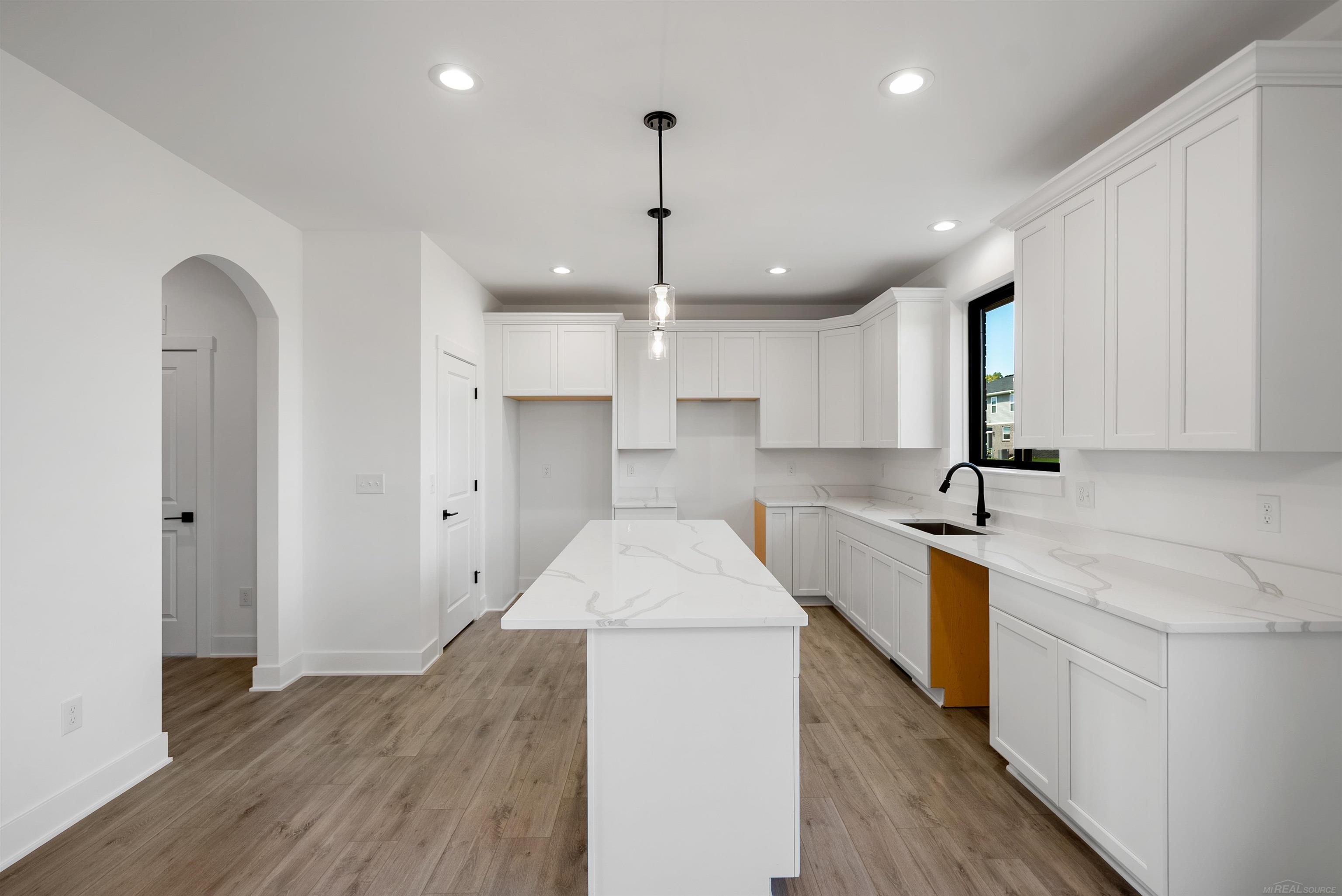 16777 Trajan Lane Property Photo 23