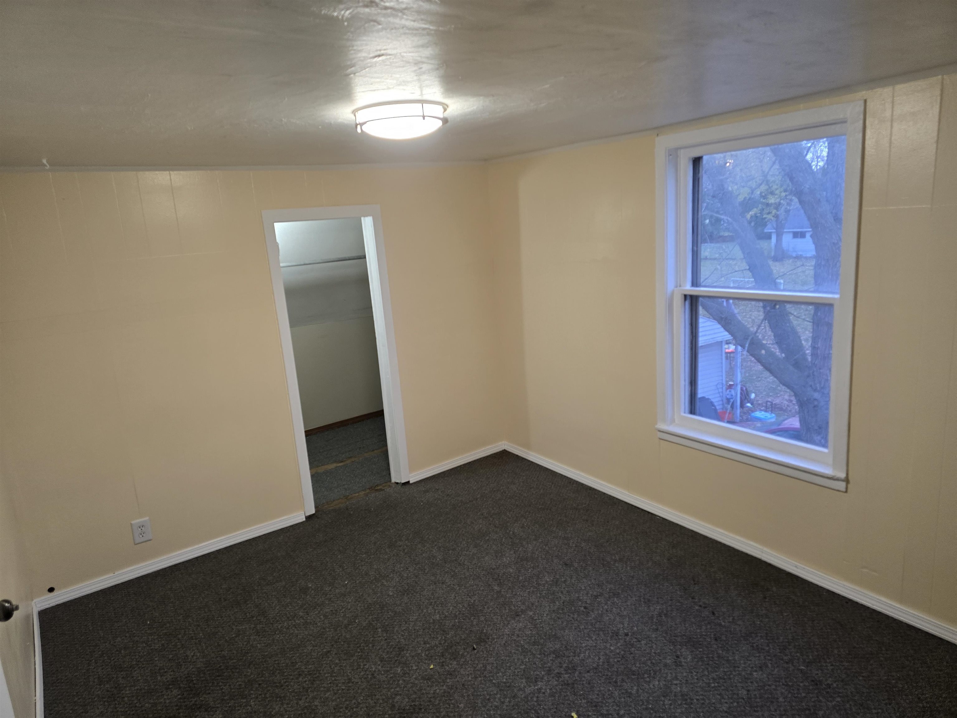 1308 E High Street Property Photo 20
